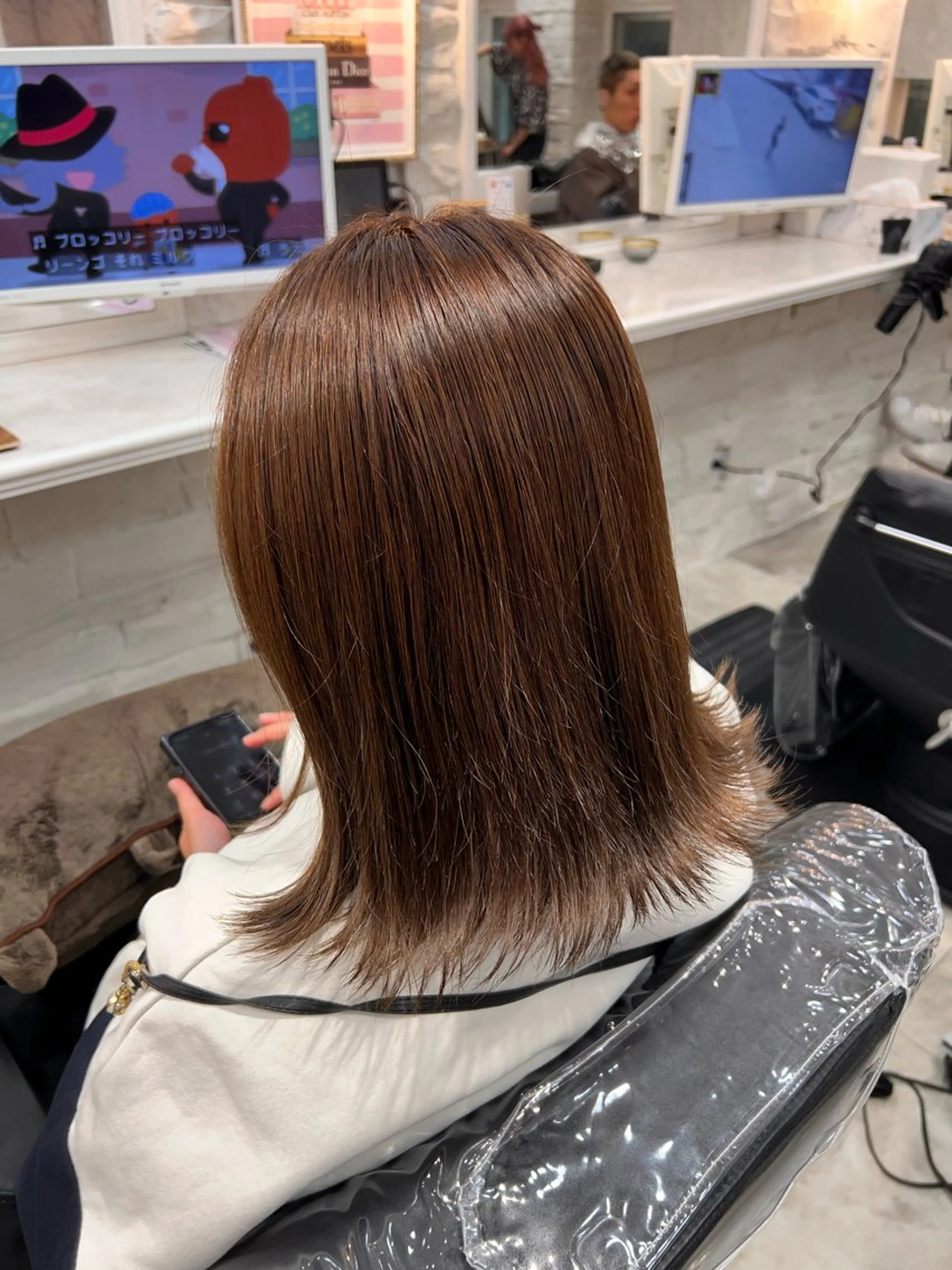 ミディアム カラー 細矢 翔太のヘアスタイル