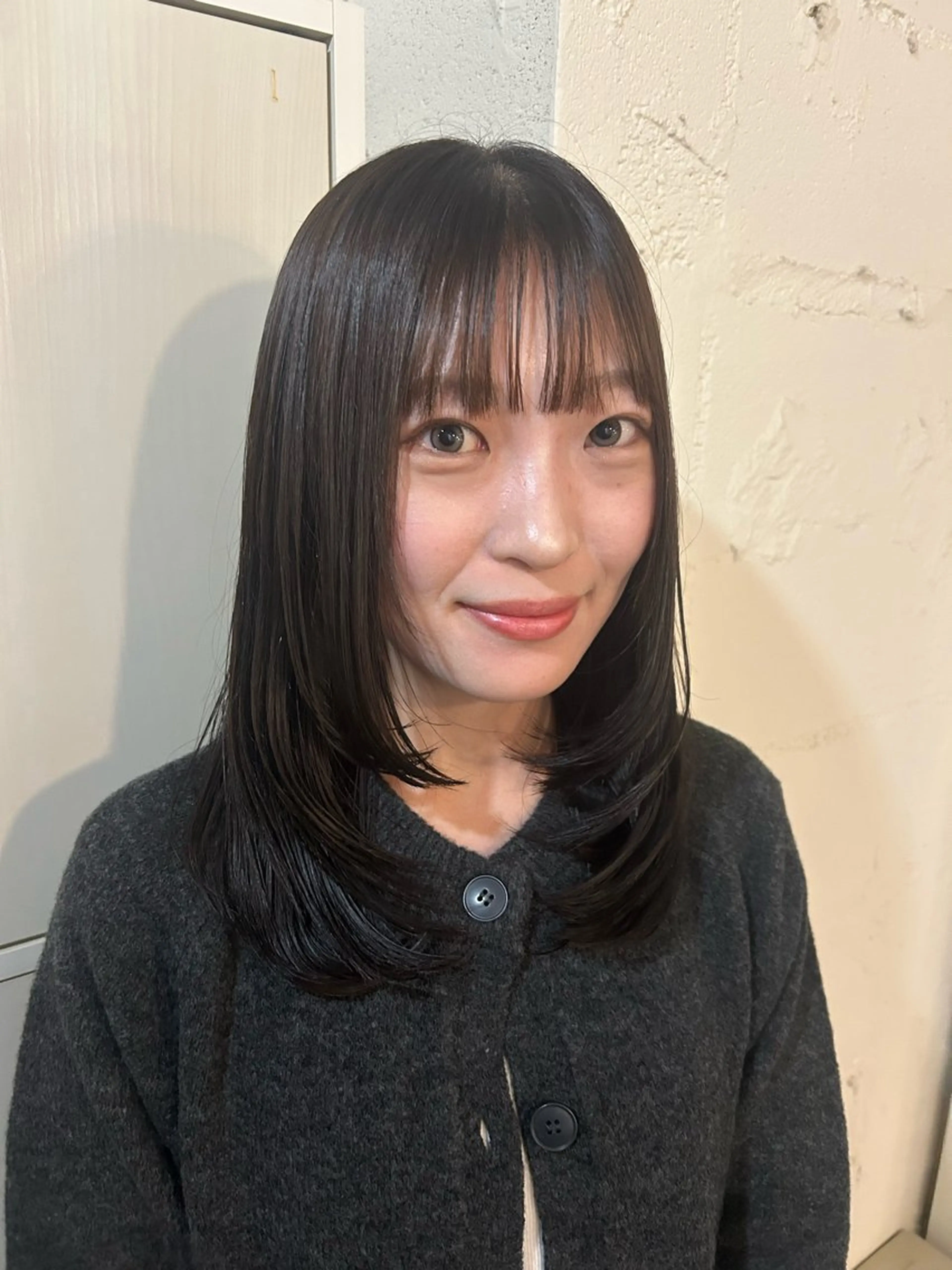 セミロング color list 倉本恋のヘアスタイル