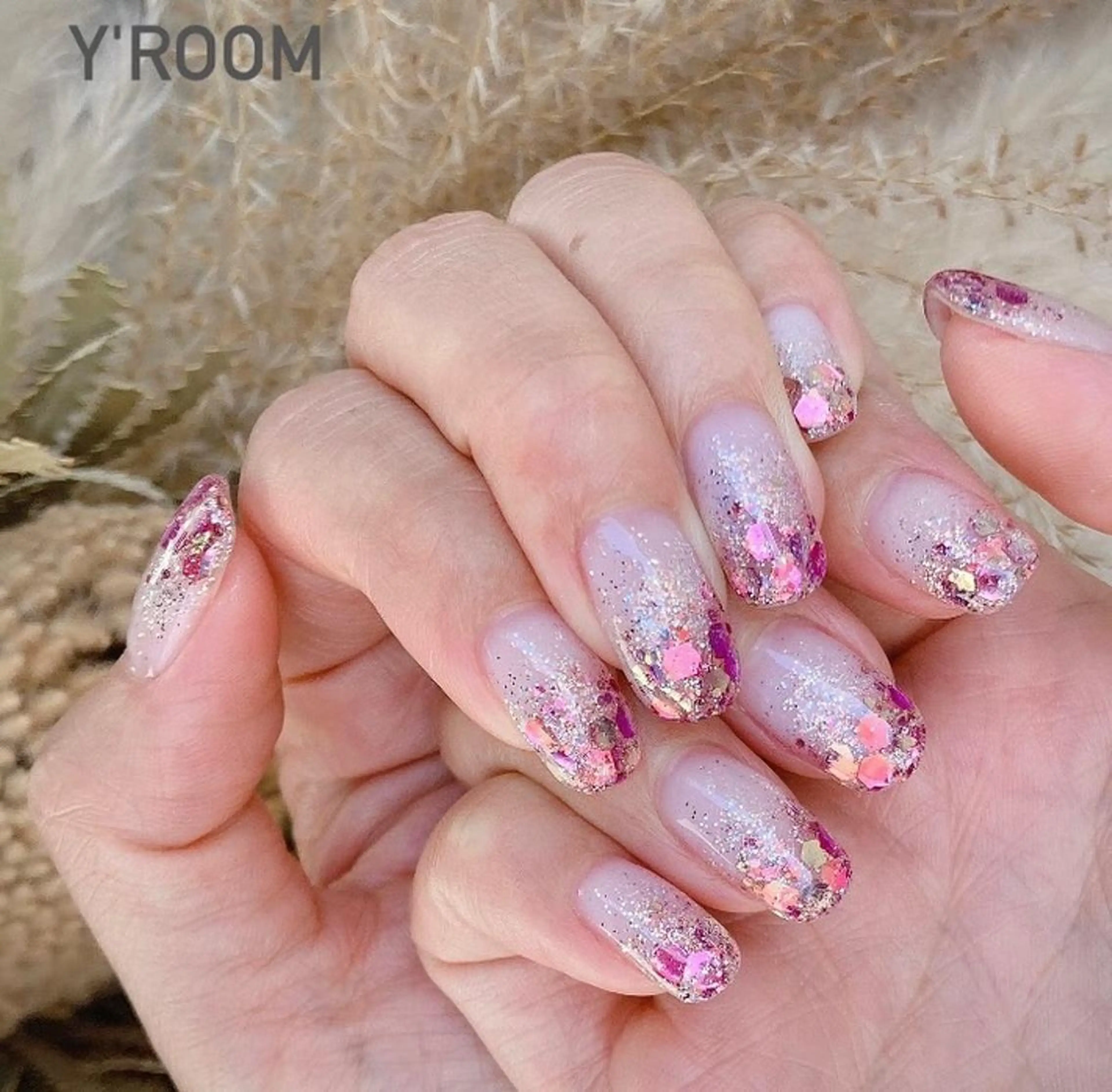 ネイル オーロラネイル フラッシュネイル フットネイル ジェルネイル 氷ネイル・うるうるネイル YUKA （ネイリスト）のネイルデザイン