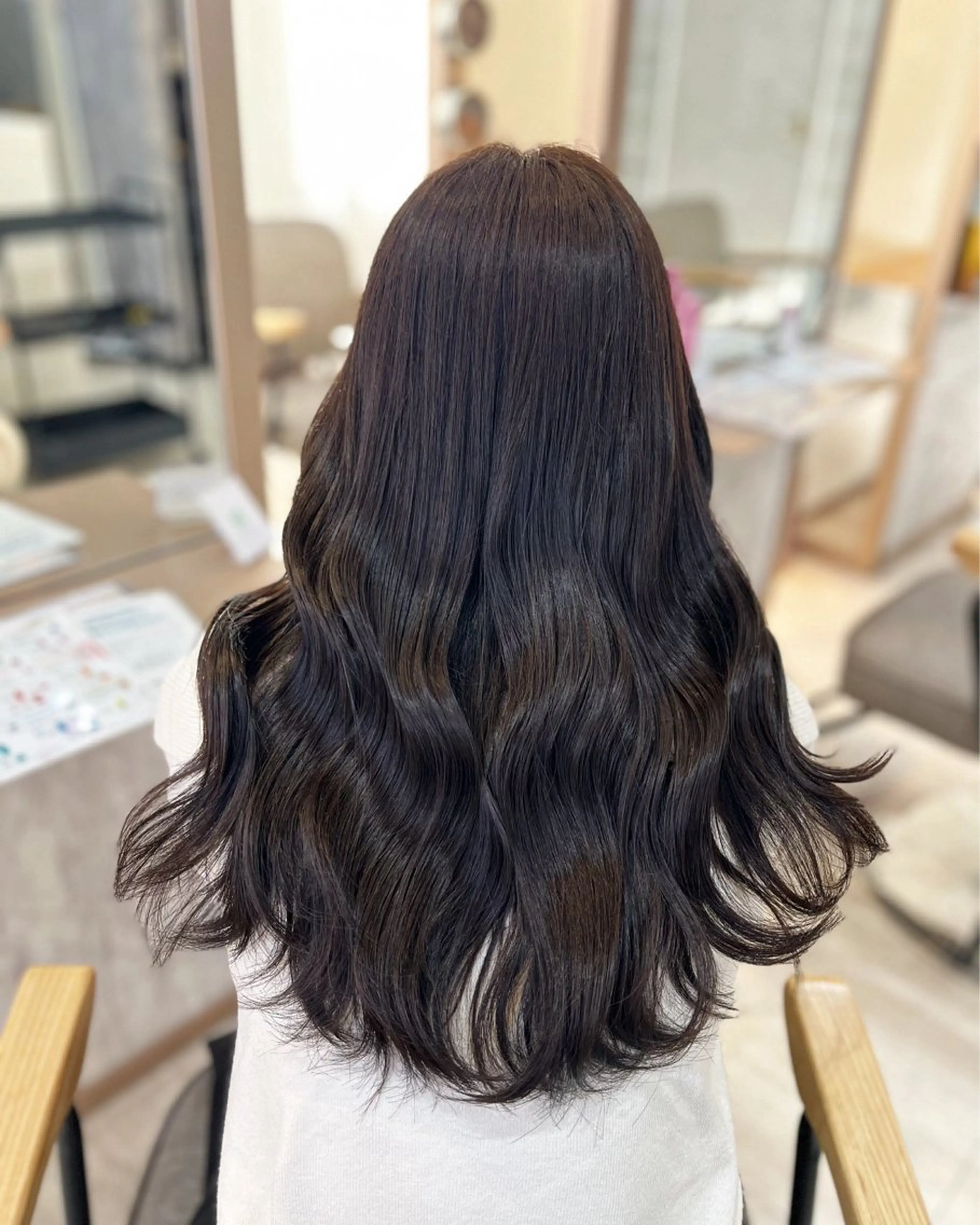 ロング カラー ブラウンカラー オリーブブラウン ロング トリートメント 💙Ami💙 elubylovisのヘアスタイル