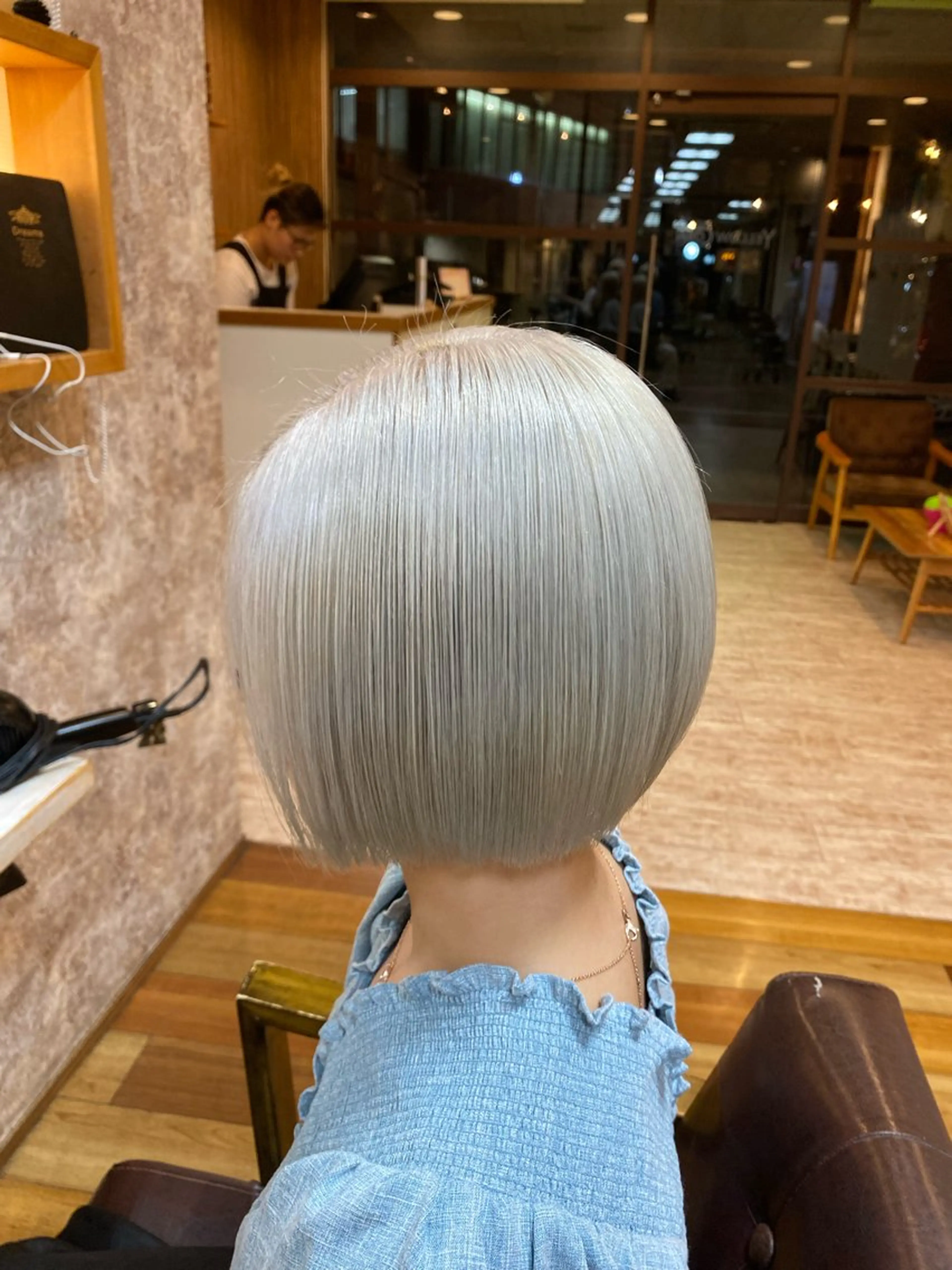 ショート ボブ ウエチ シオミ 金沢文庫のヘアスタイル