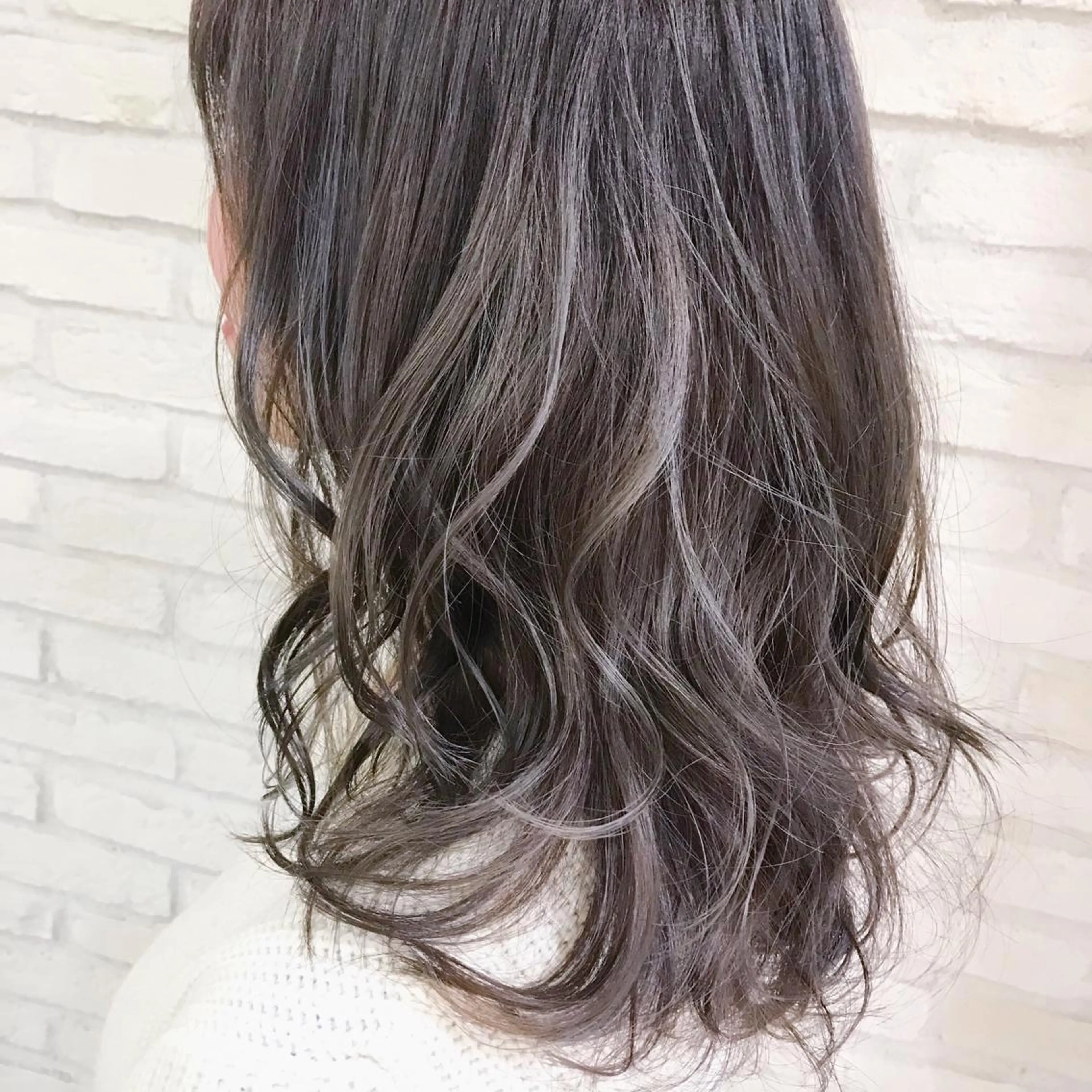 セミロング カラー ハイライトカラー ハイライト 横浜🍒カット エクステ／RIEのヘアスタイル