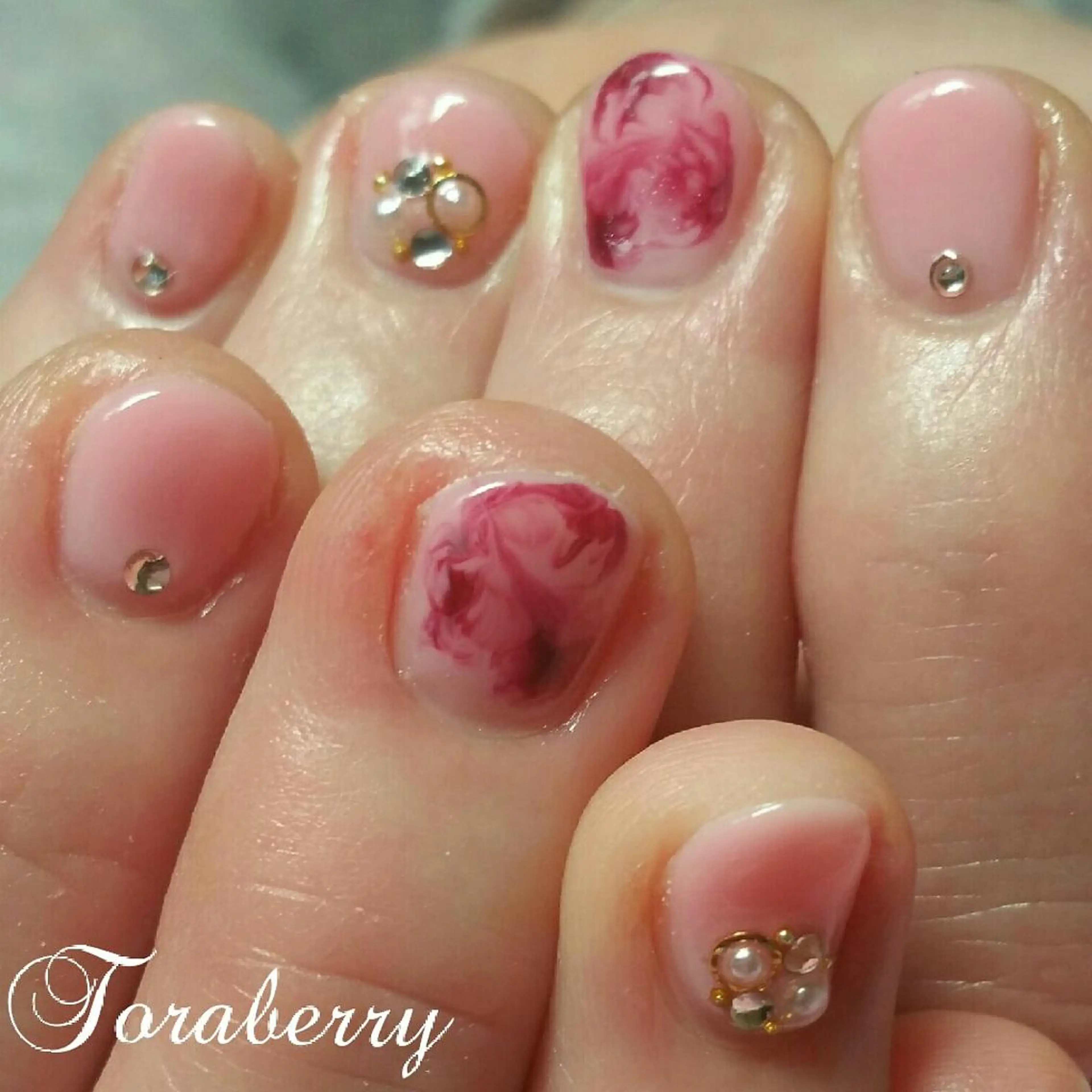 ネイル ネイリスト なつみのネイルデザイン