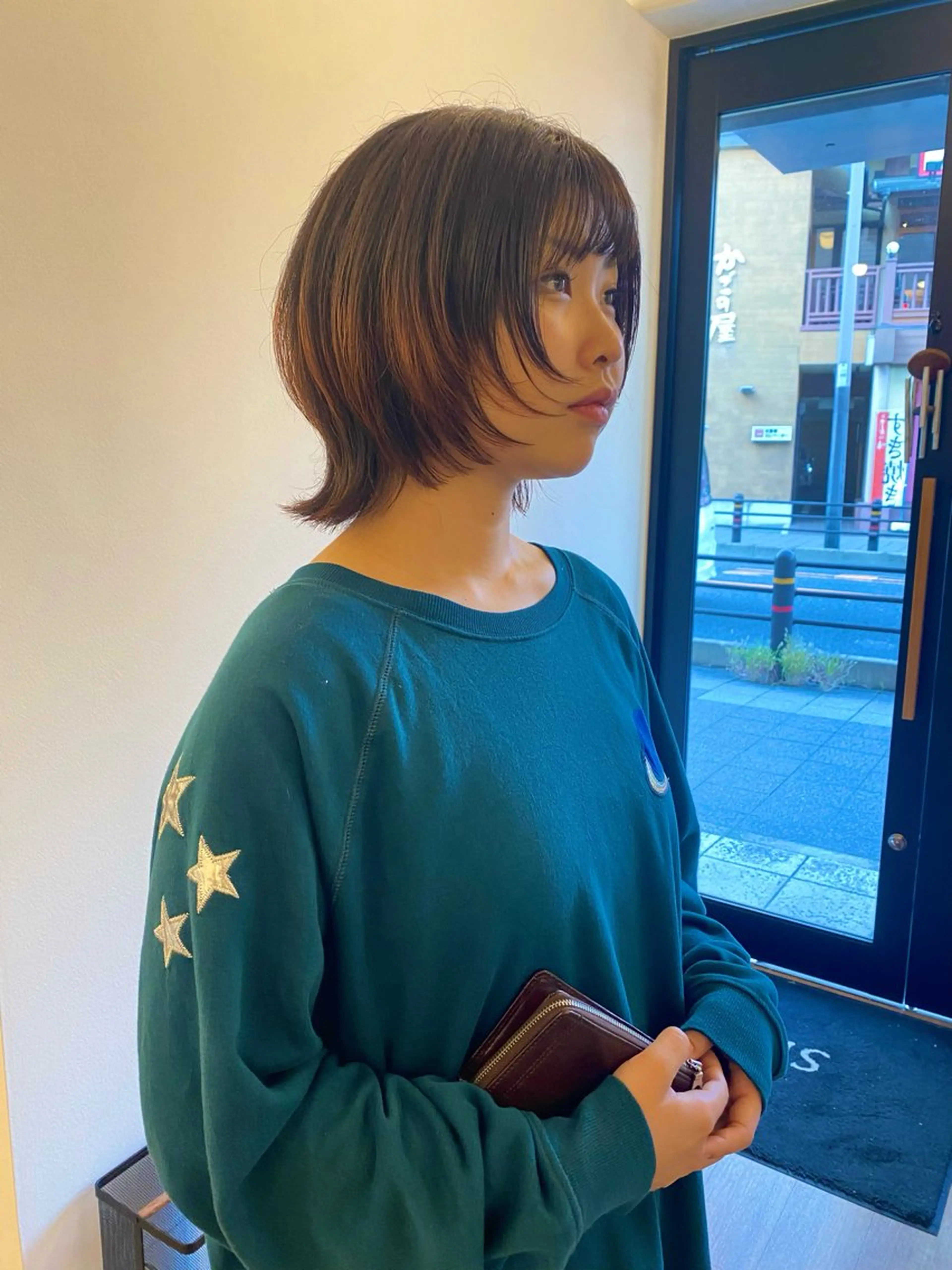 ショート カラー デザインカラー オレンジ ボブ 顔まわりレイヤー レイヤーカット カット ヘアカラー トリートメント 林 瑠夏のヘアスタイル
