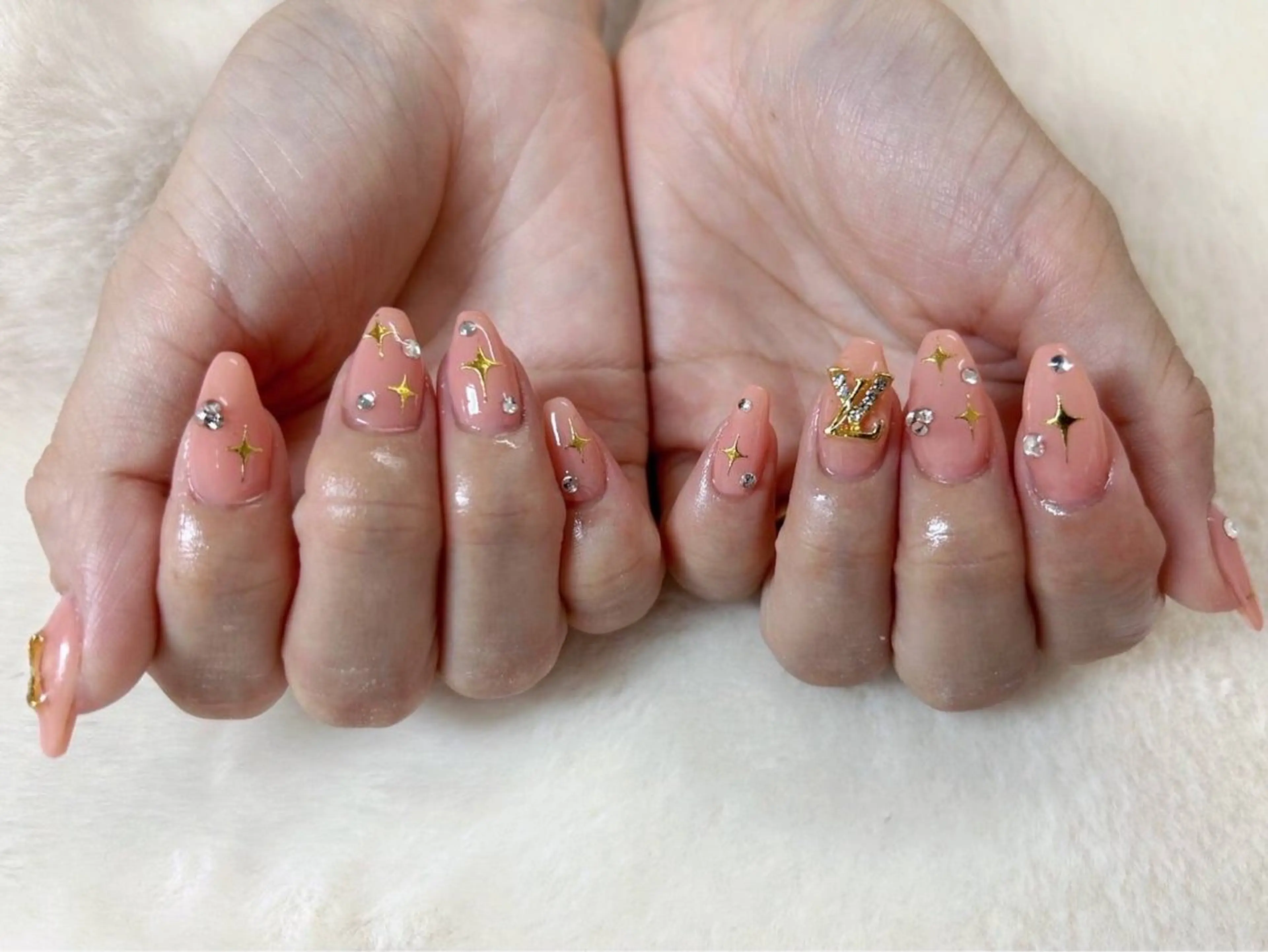 ネイル ピンク ワンホンネイル ハンドネイル ハンドケア Epokku ネイルサロンのネイルデザイン