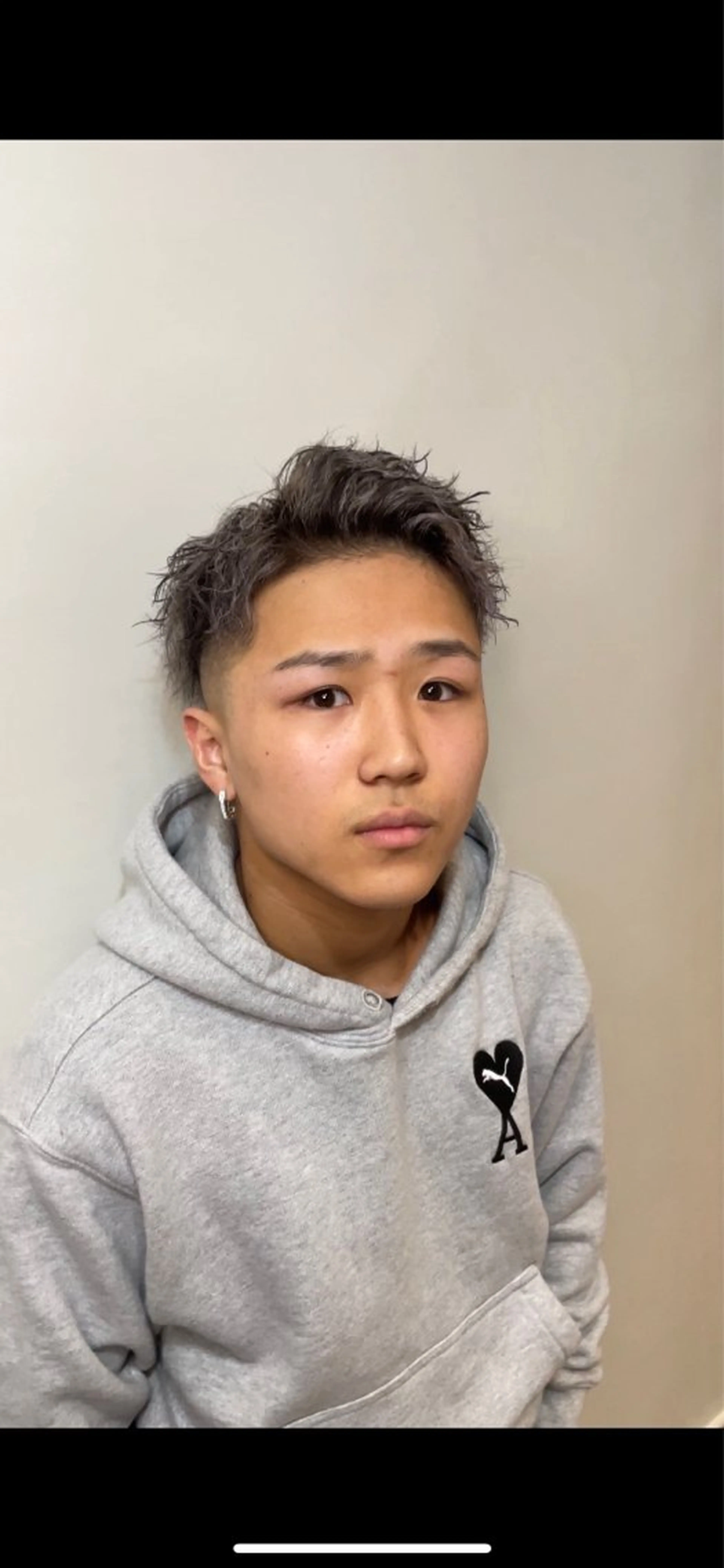 カラー パーマ メンズ メンズハイライト ハイライトカラー シルバー ヘアカラー トリートメント Le'a所属・渋谷/フェード/ 國分 翔のヘアスタイル