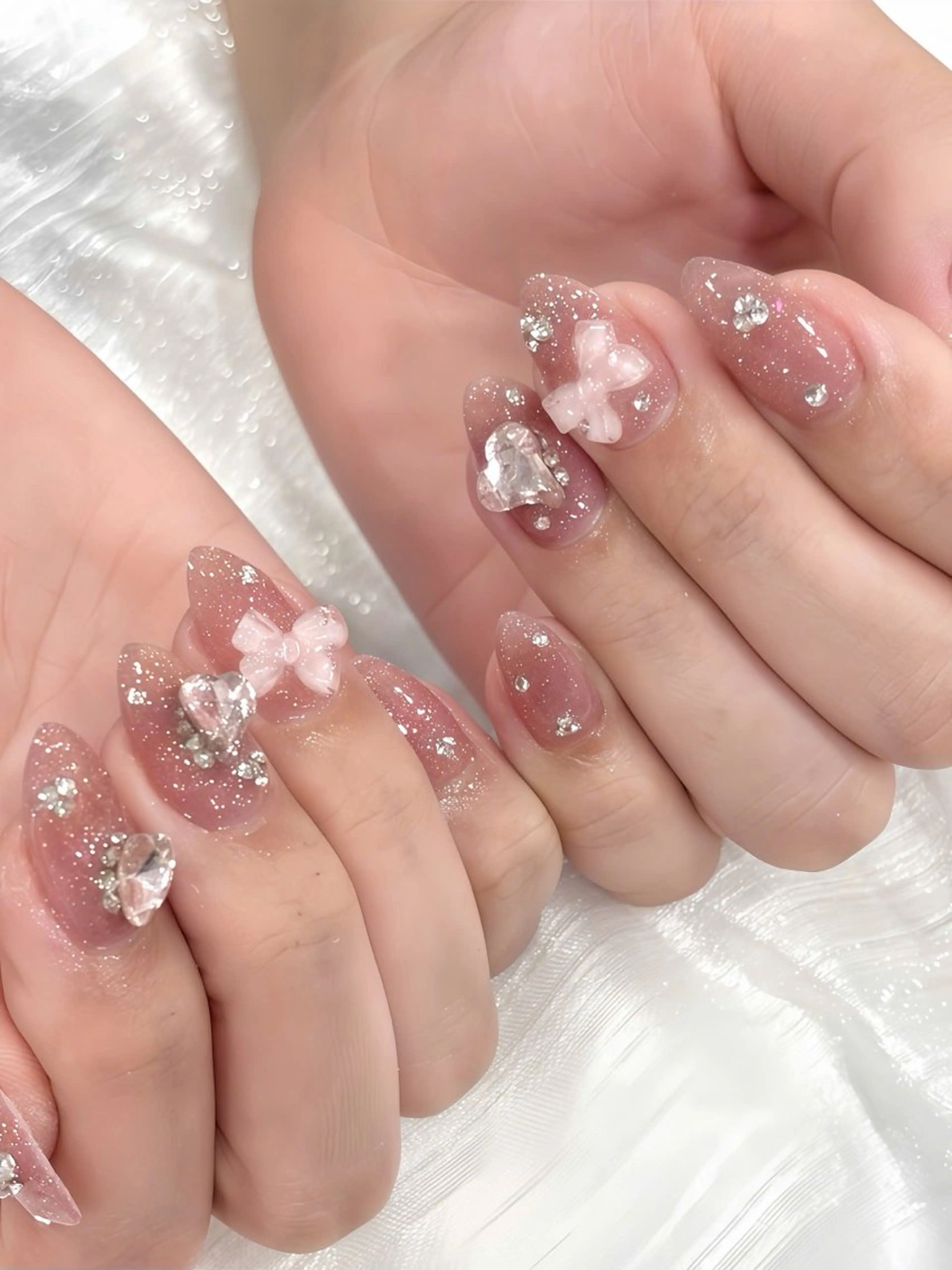 ネイル ジェルネイル ガーリー キラキラネイル ピンク リボン MINDY ミンディのネイルデザイン