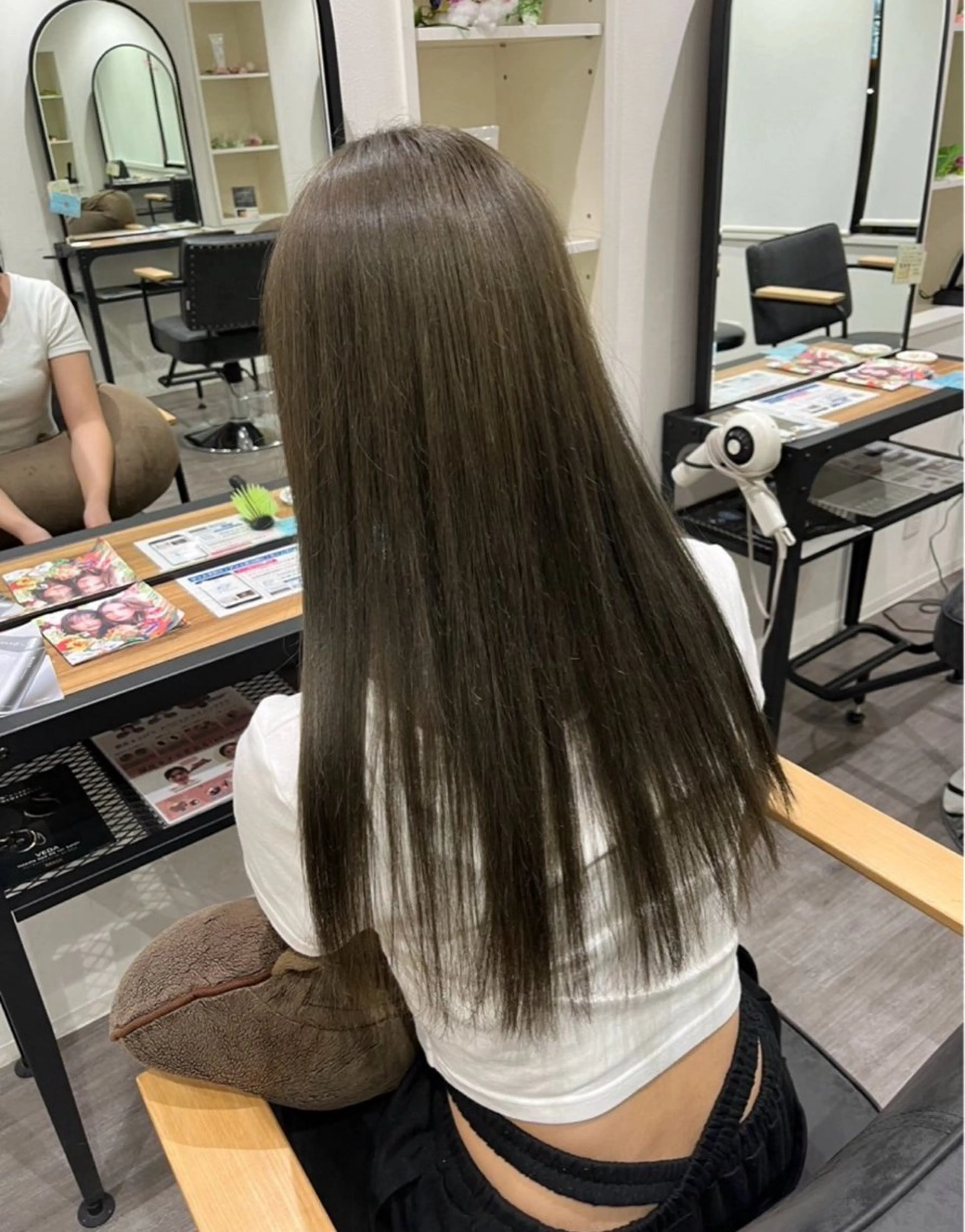 ロング カラー 松尾 遥花のヘアスタイル