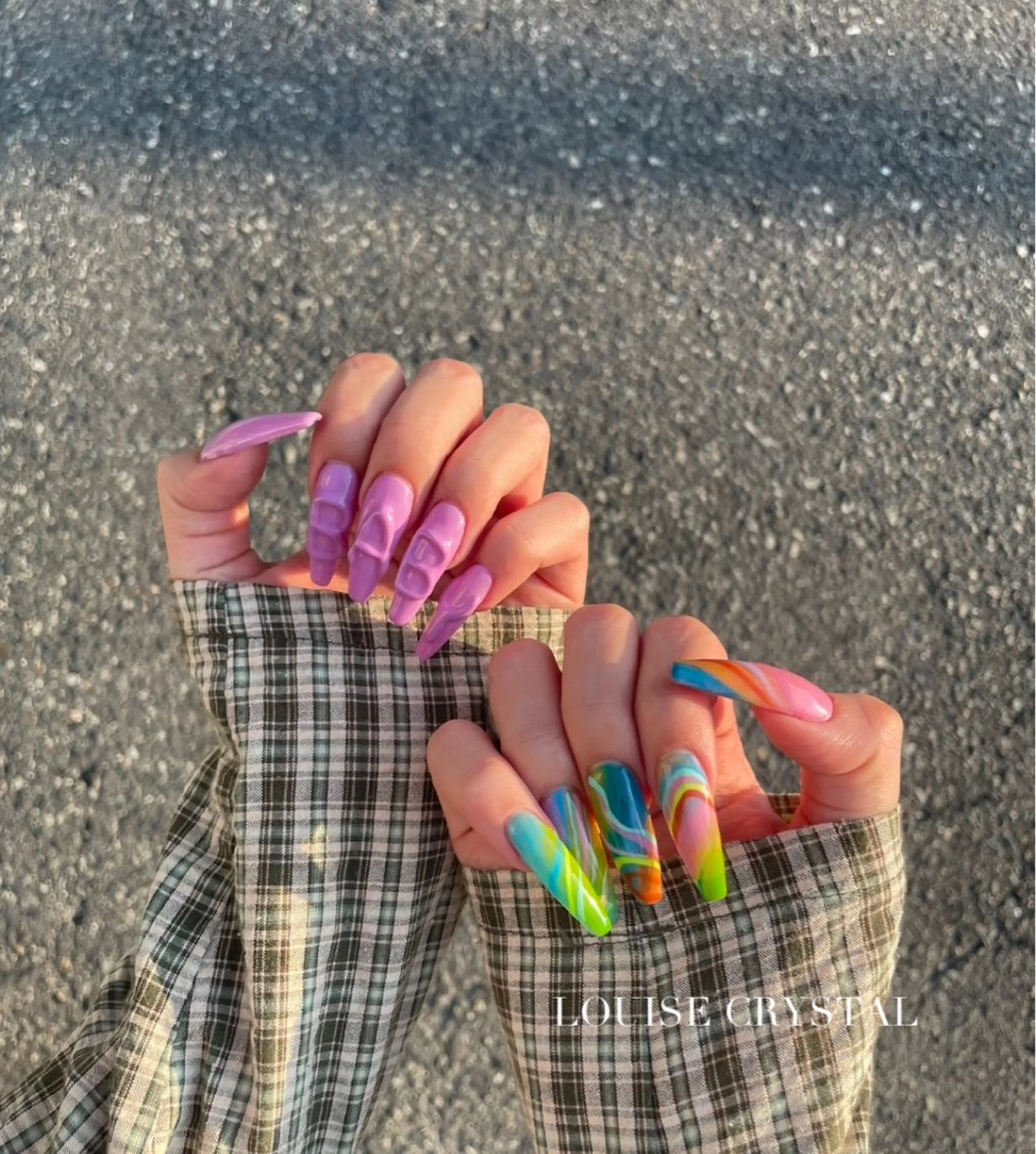 ネイル ロングネイル ハンドネイル LOUISE CRYSTALのネイルデザイン