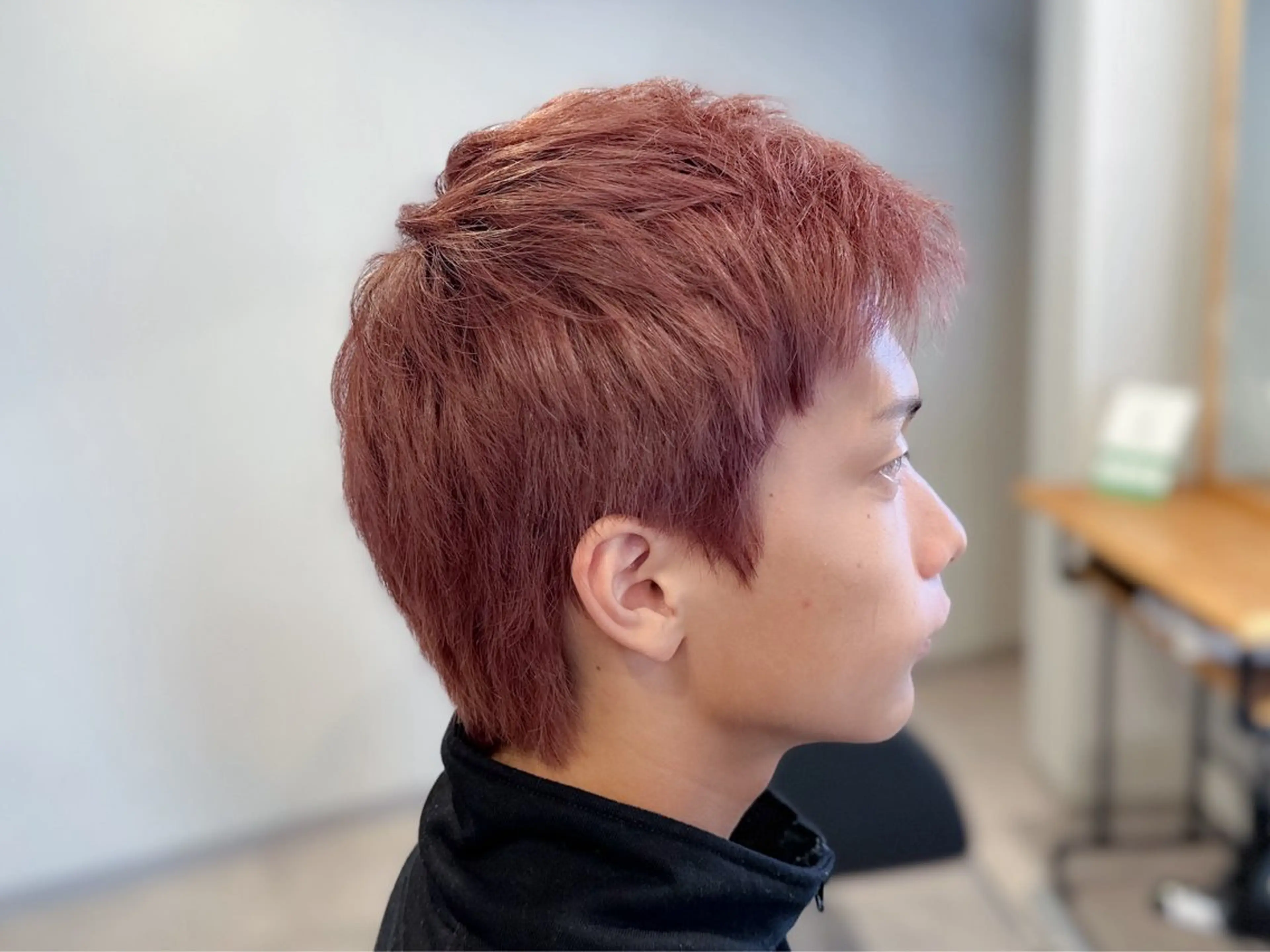 ショート カラー ベージュカラー ピンクカラー ピンクベージュ affect 上大岡所属・《ブリーチカラー / 縮毛矯正》坂本爽のヘアスタイル