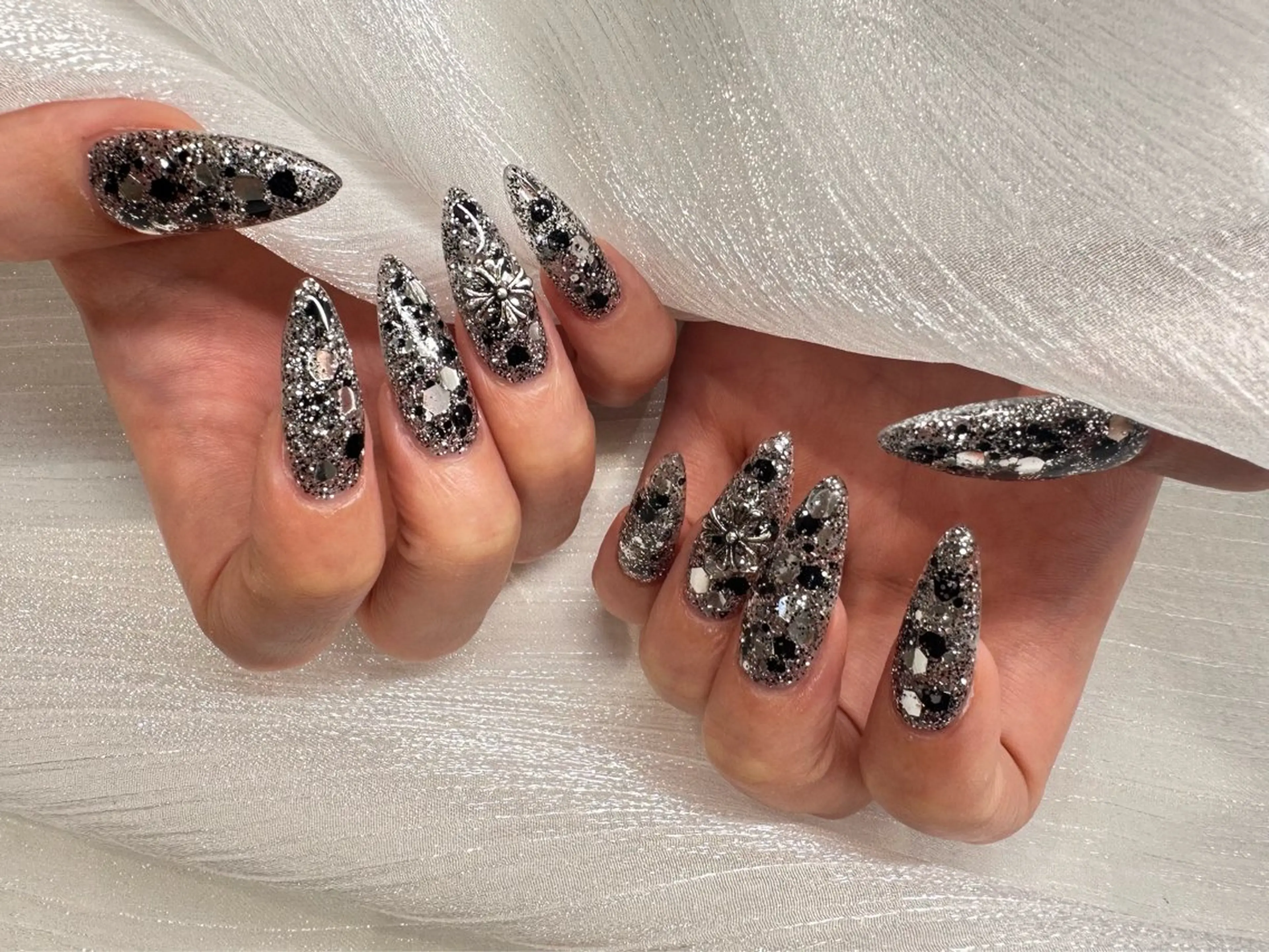 ネイル LAVIAS【 ラヴィアス】yunoのネイルデザイン