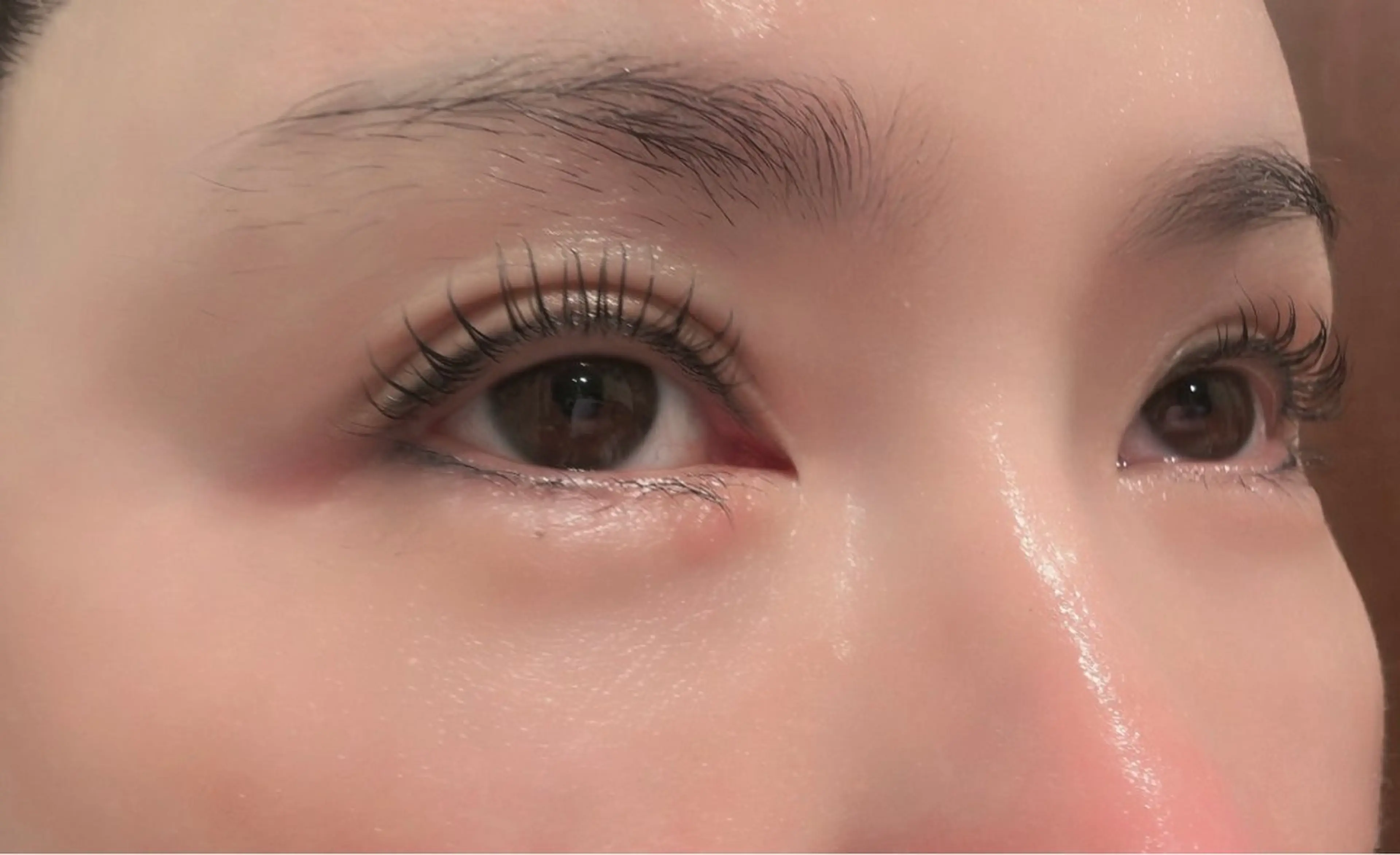 マツエク・マツパ 一重×まつ毛パーマ ベスティオーラ/小竹 花香のネイルデザイン