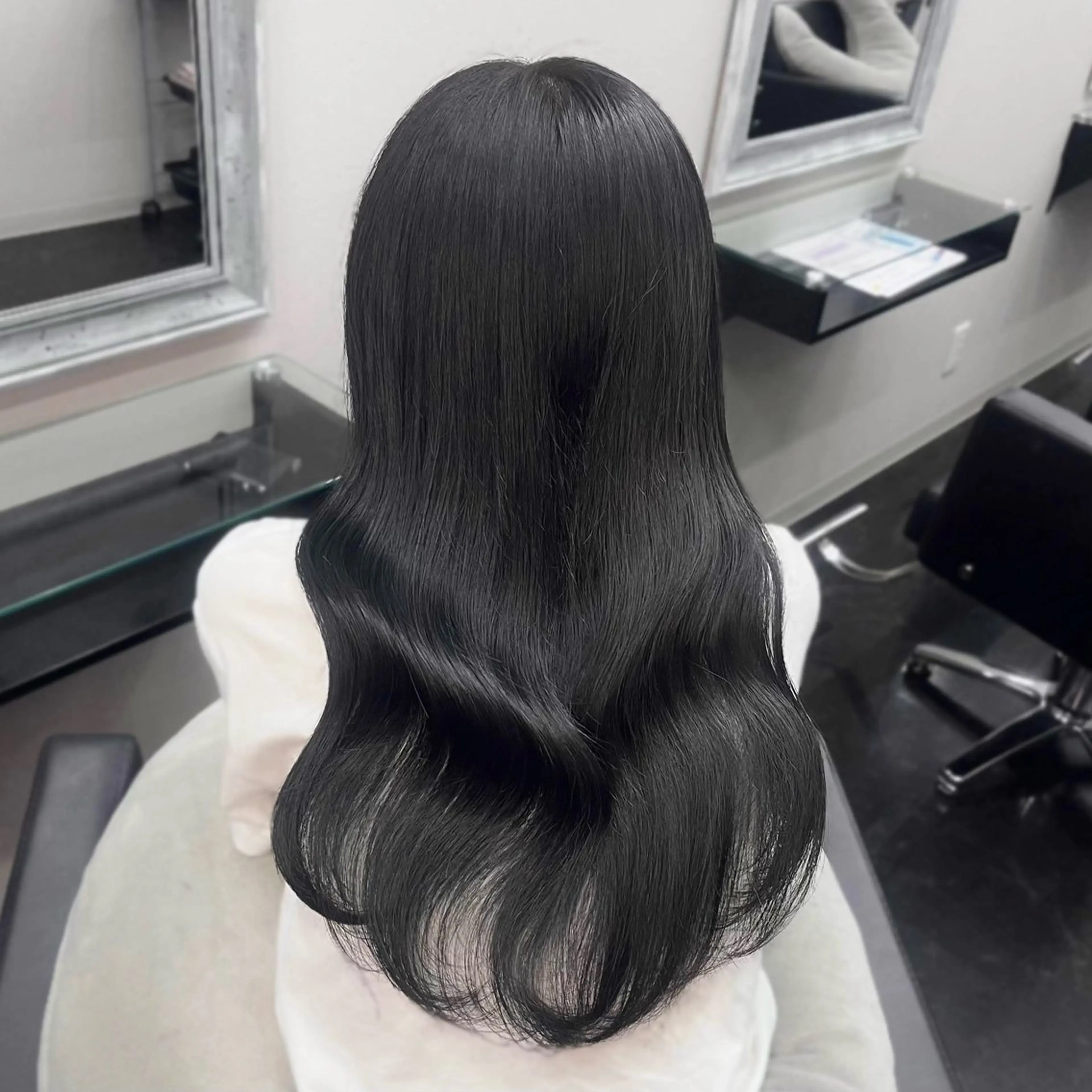 ロング カラー 透明感カラー BALE所属・祥華(さちか)／透 明感カラー／髪質改善のヘアスタイル