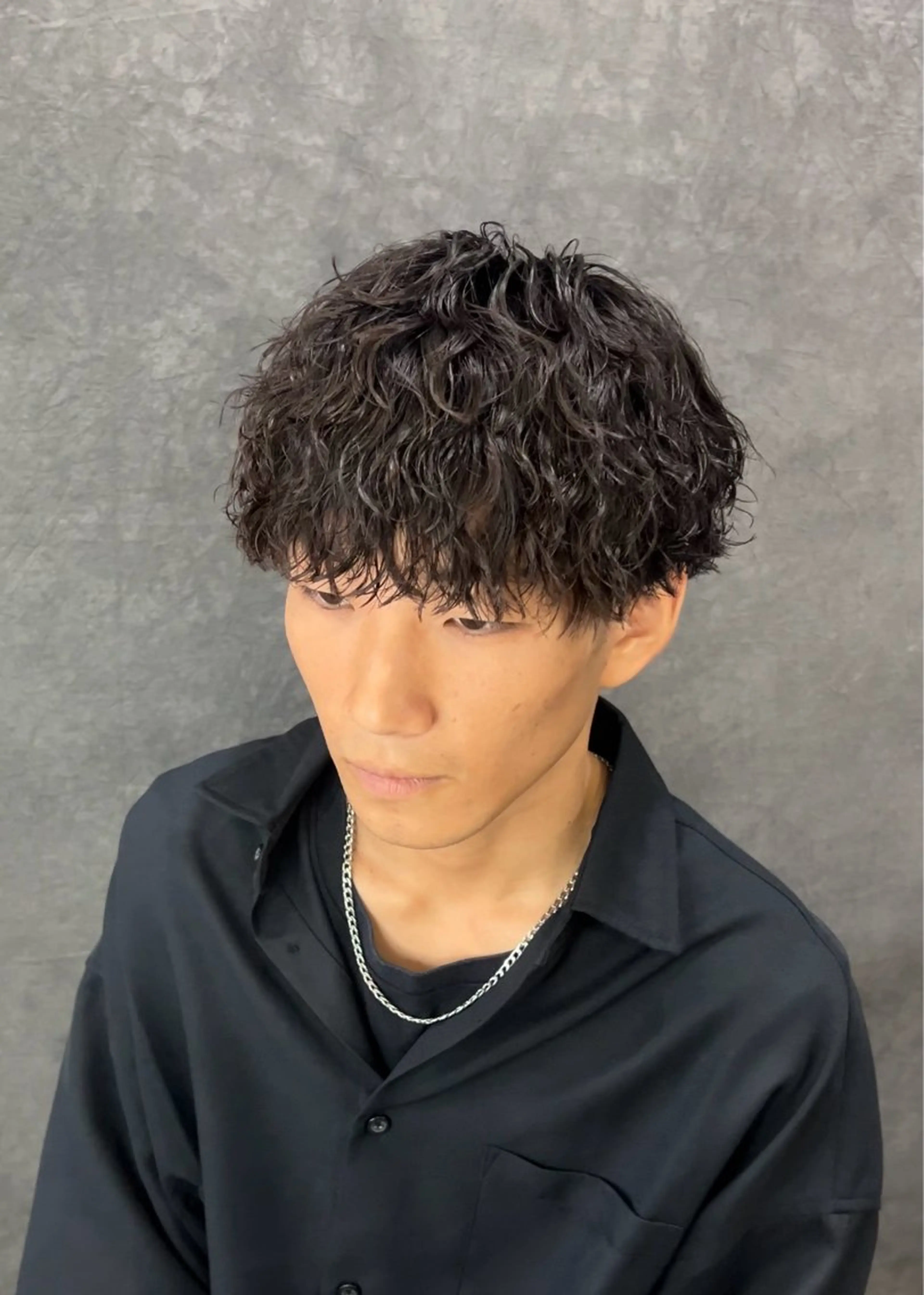 カラー パーマ メンズ カット パーマ RACCOON.TOKYO 渋谷店所属・メンズカット🐺 パーマ特化🔥舜のヘアスタイル