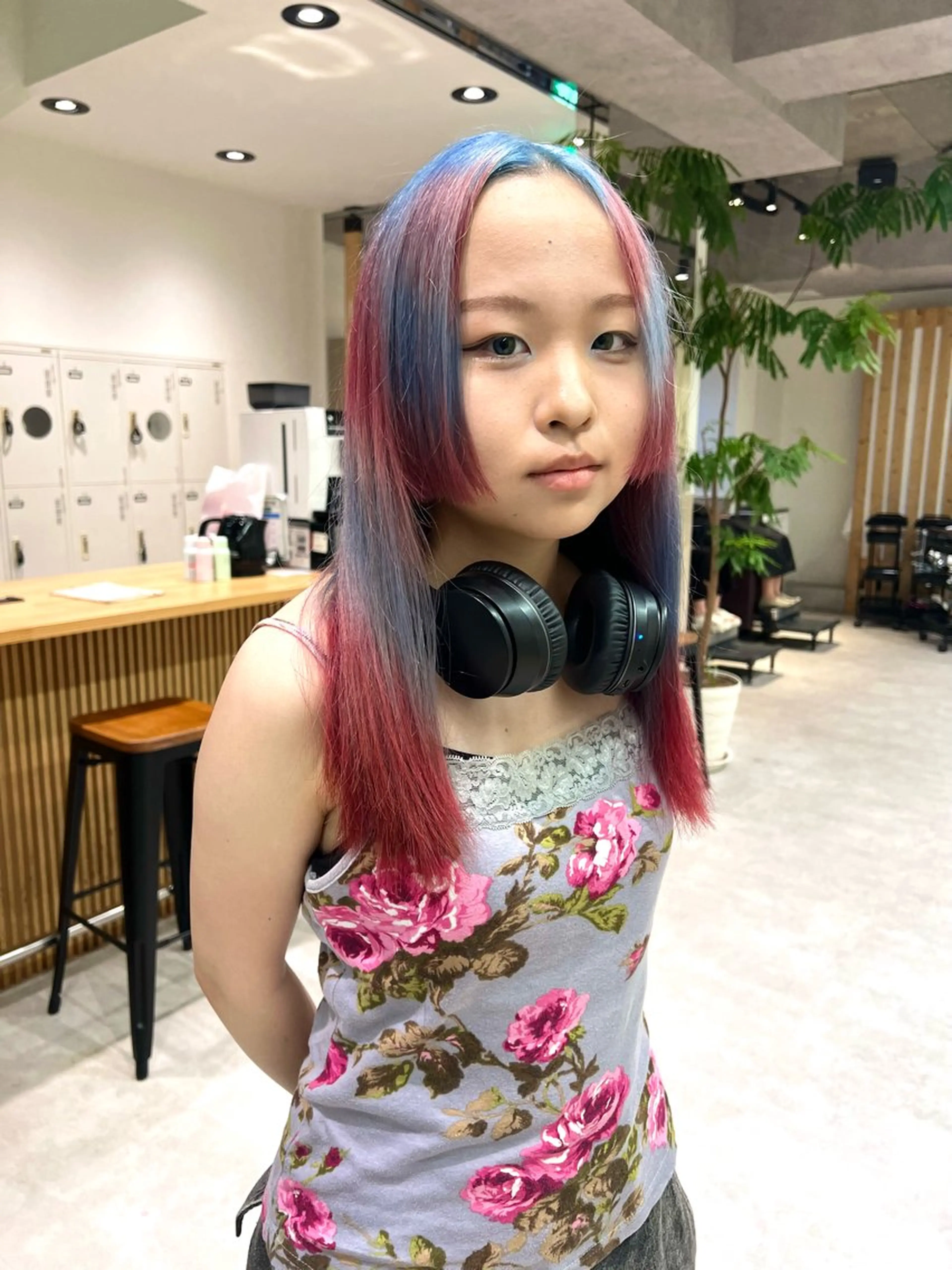 ロング カラー ヘアカラー トリートメント ダブルカラーブリーチ 髪質改善　縮毛矯正のヘアスタイル