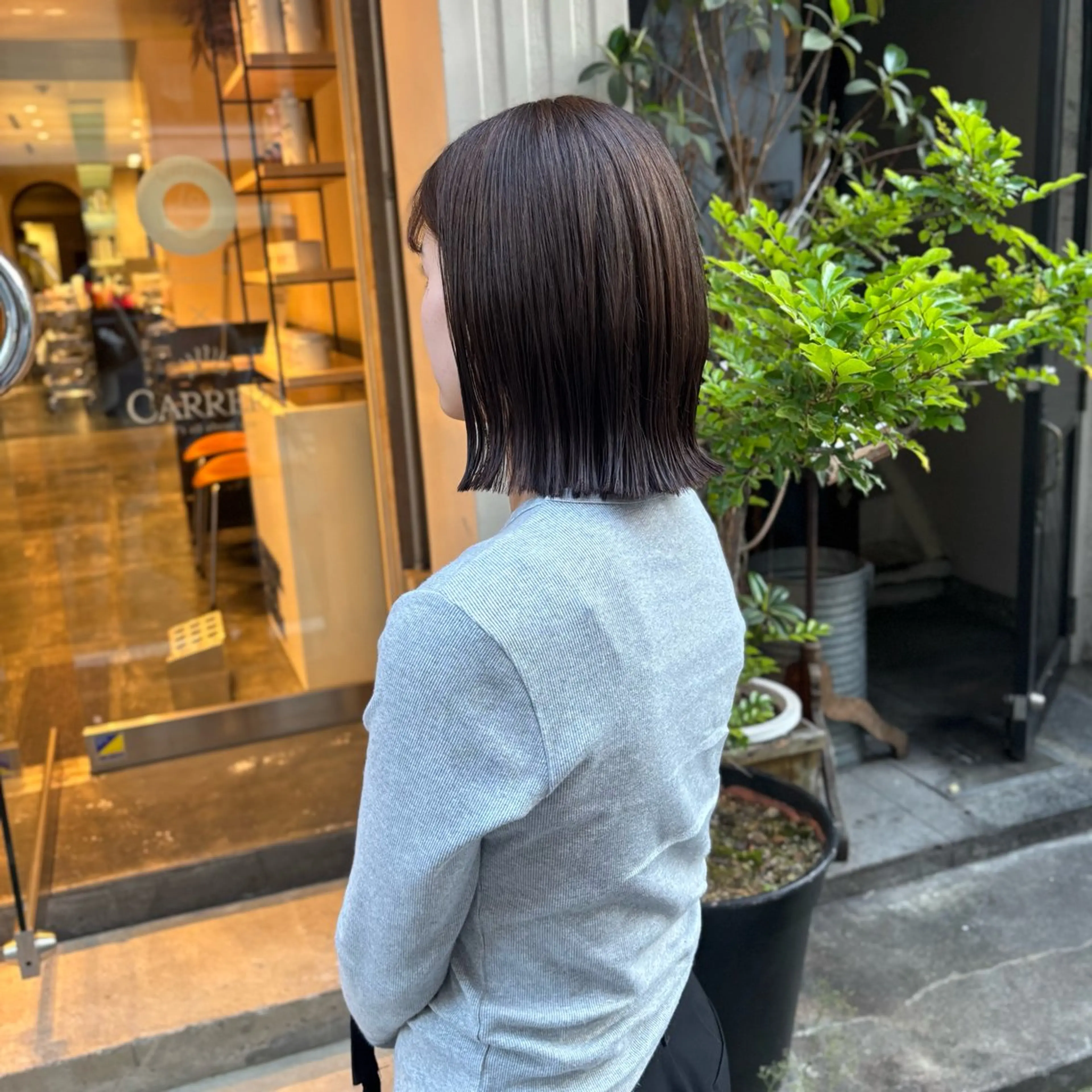 ショート ボブ くびれヘア 顔周りカット カット 芦刈咲来/髪質改善/ 赤み消し/顔周りのヘアスタイル
