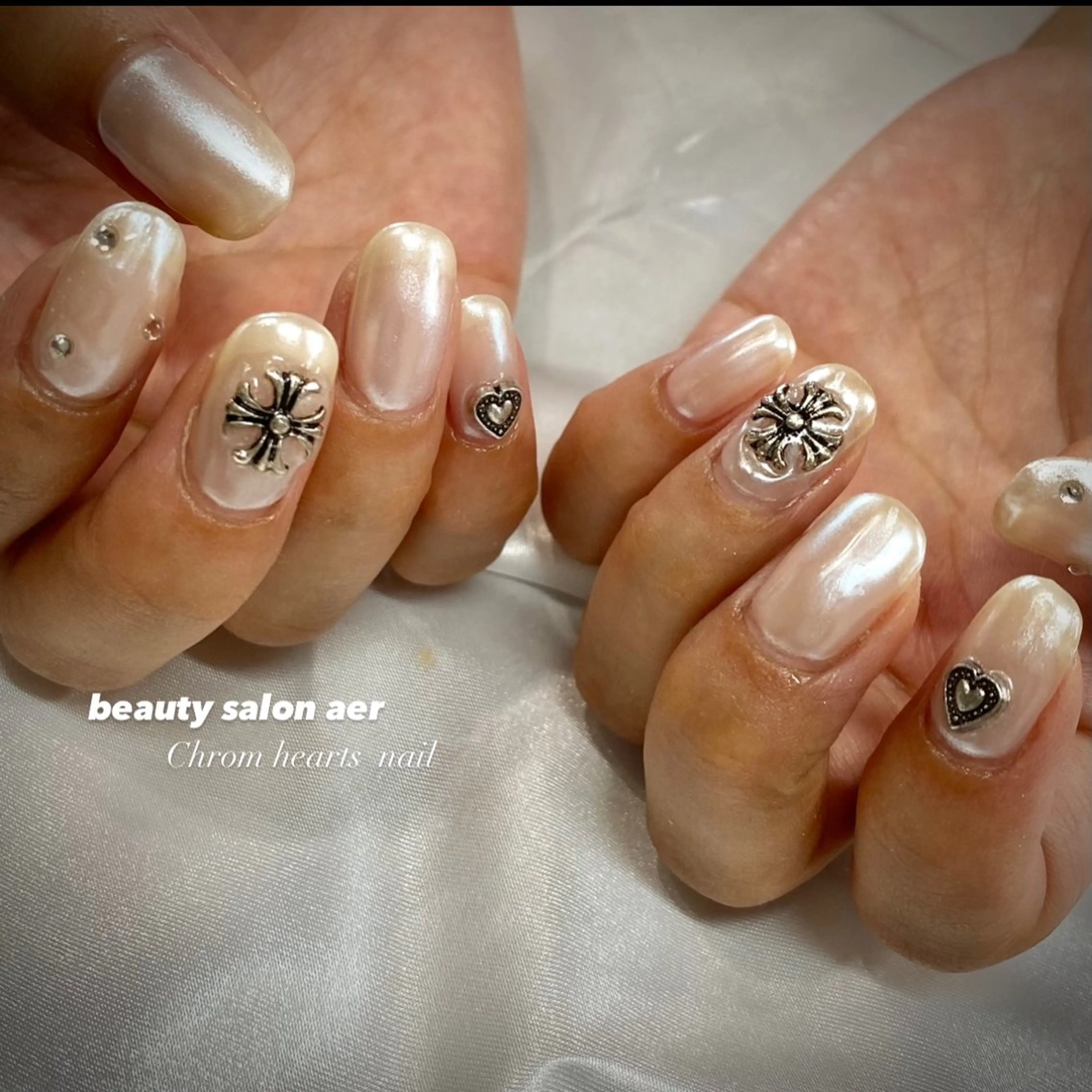 ネイル ハンドネイル デコパーツが得意♪ ネイル/眉毛/エステの眉毛・アイブロウイメージ