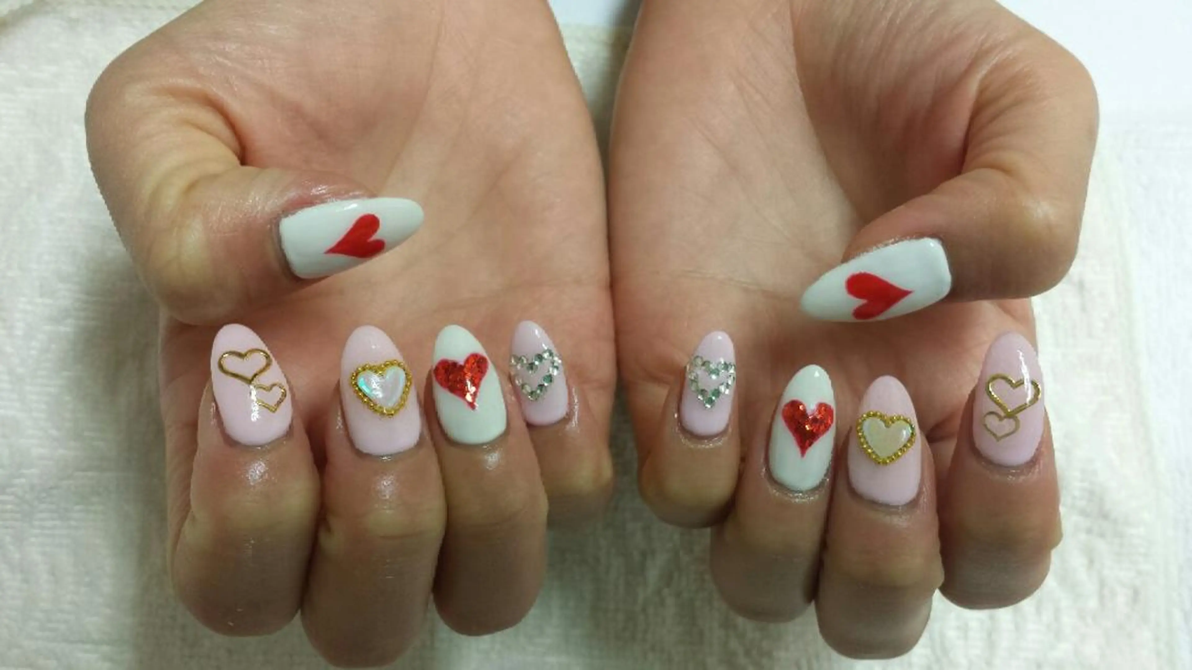 ネイル 河野ちえ (雑誌掲載サロン)のネイルデザイン