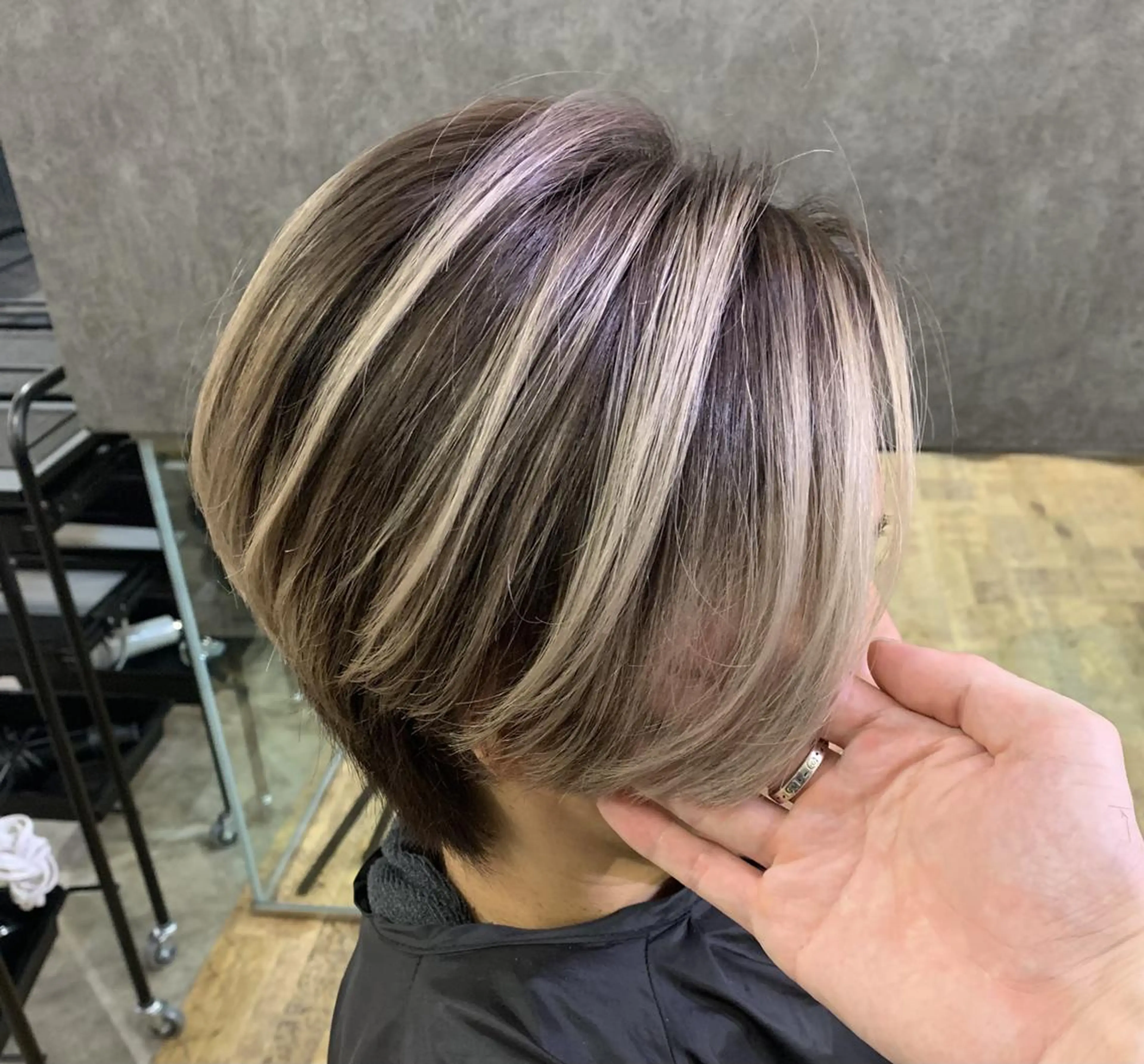 カラー セミロング 西中エリアNo.1✨ 髪質改善ラビマーニのヘアスタイル