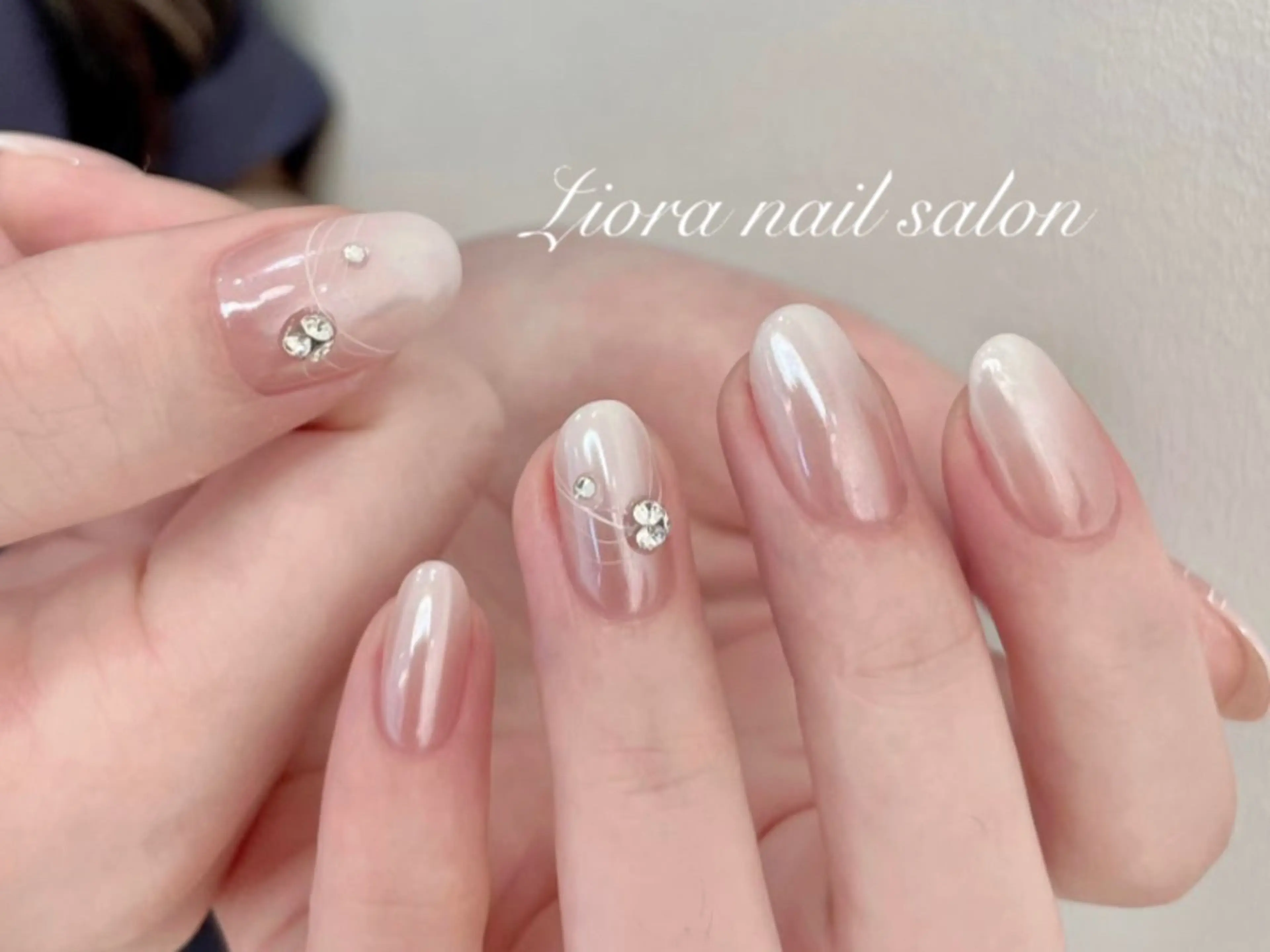 ネイル アートネイル フレンチネイル ジェルネイル ガーリー グラデーション ハンドネイル Liora ネイルサロン所属・Liora nail salonのネイルデザイン