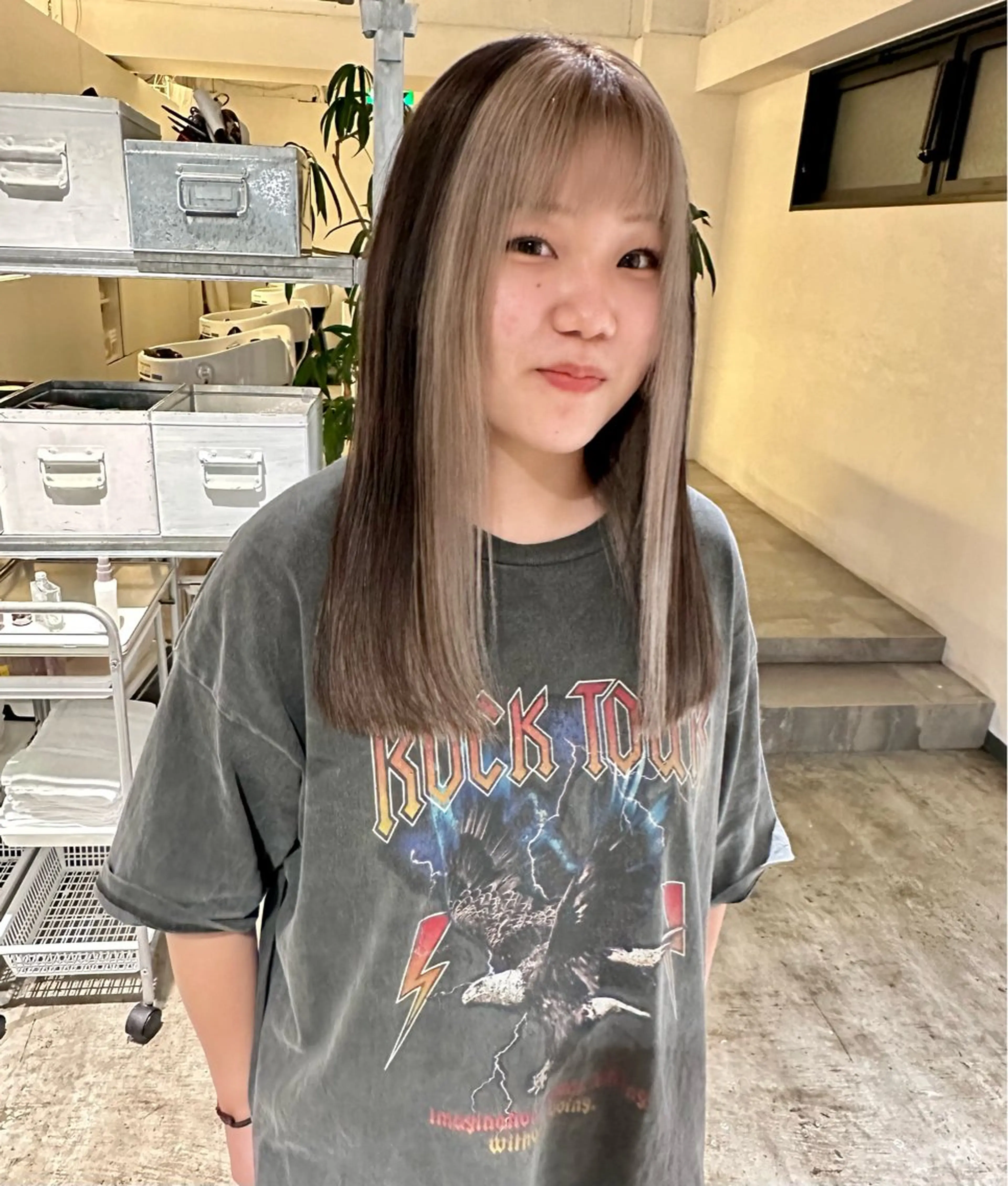 ロング カット ヘアカラー トリートメント ヘアセット ✨艶ブリーチカラー ✨四ノ宮裕己のヘアスタイル