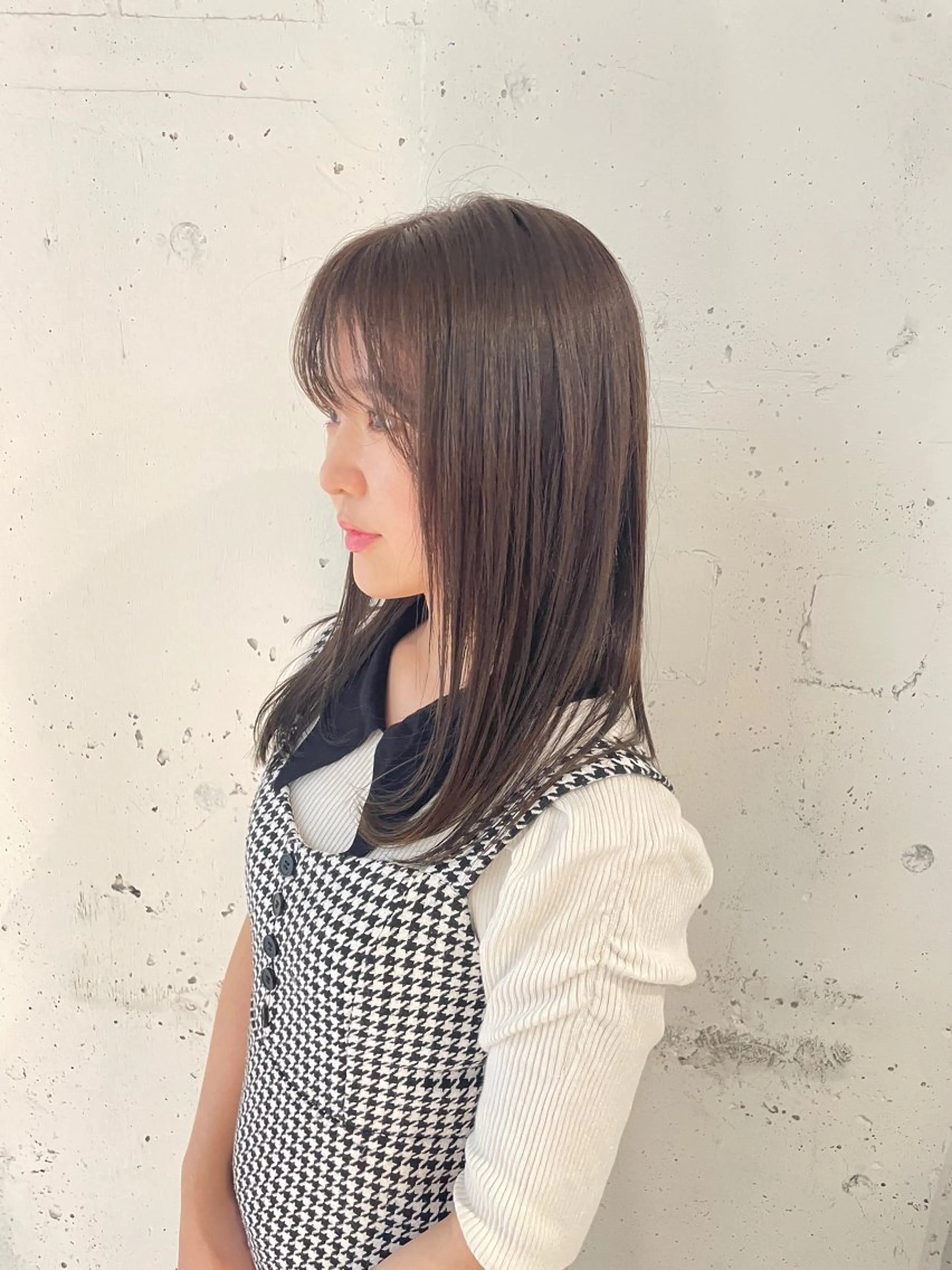 ミディアム カラー ヘアカラー トリートメント 🌫️縮毛矯正/髪質 改善/ゆずる🌫️のヘアスタイル