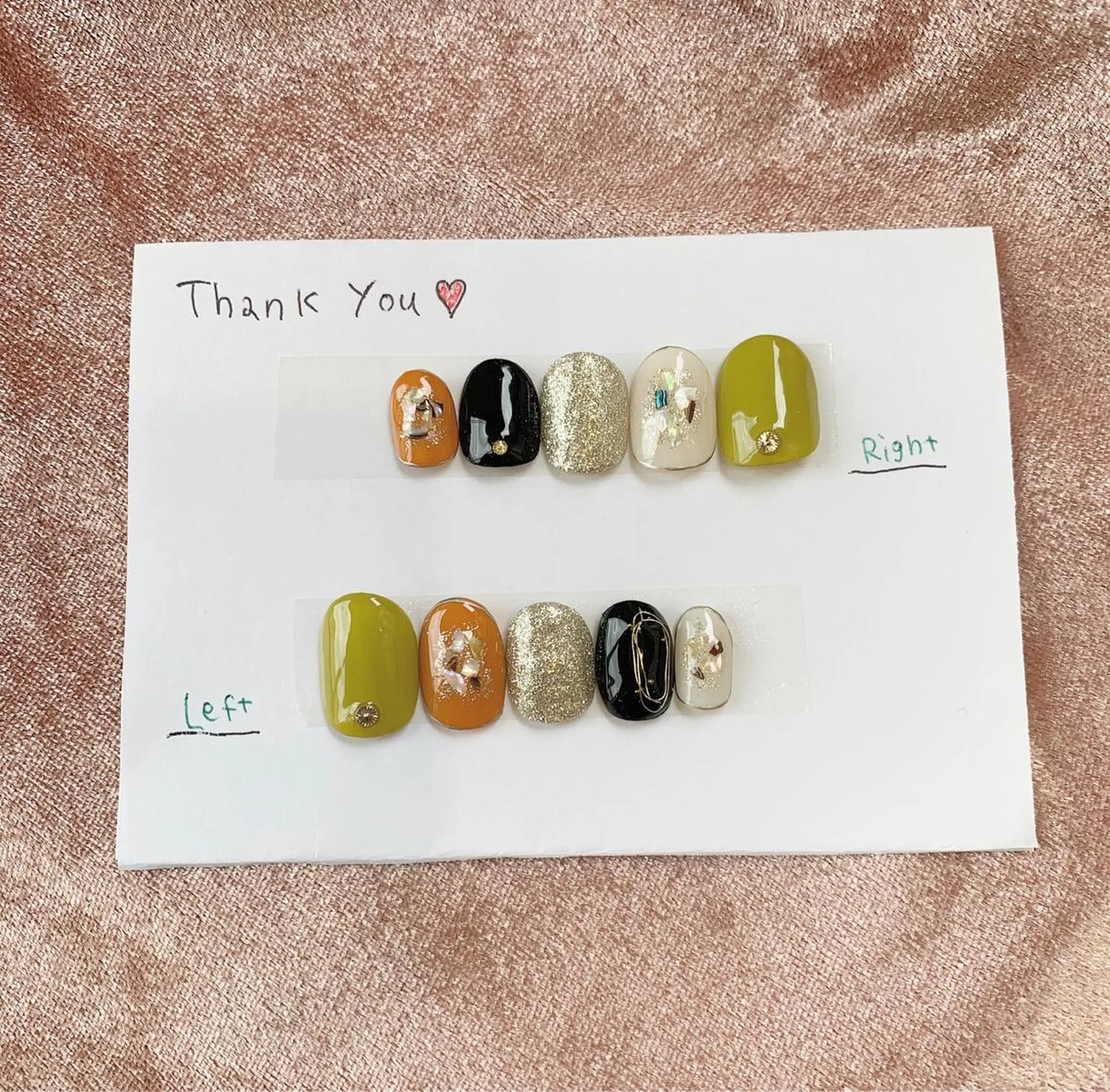 ネイル ネイルチップ 佐藤 穂乃香のネイルデザイン