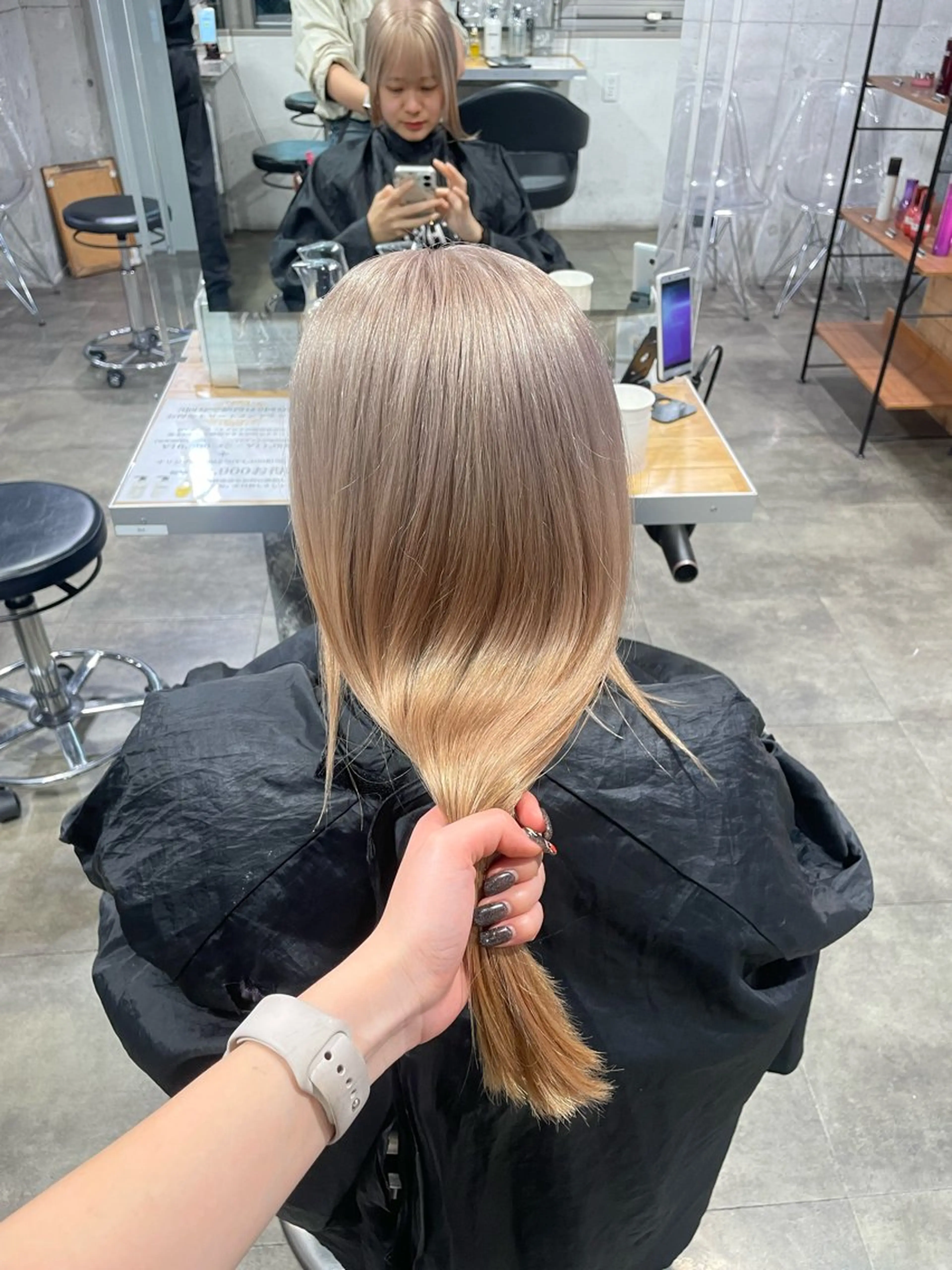 ロング カラー ヘアカラー ハイトーン 横浜💞ミオのヘアスタイル