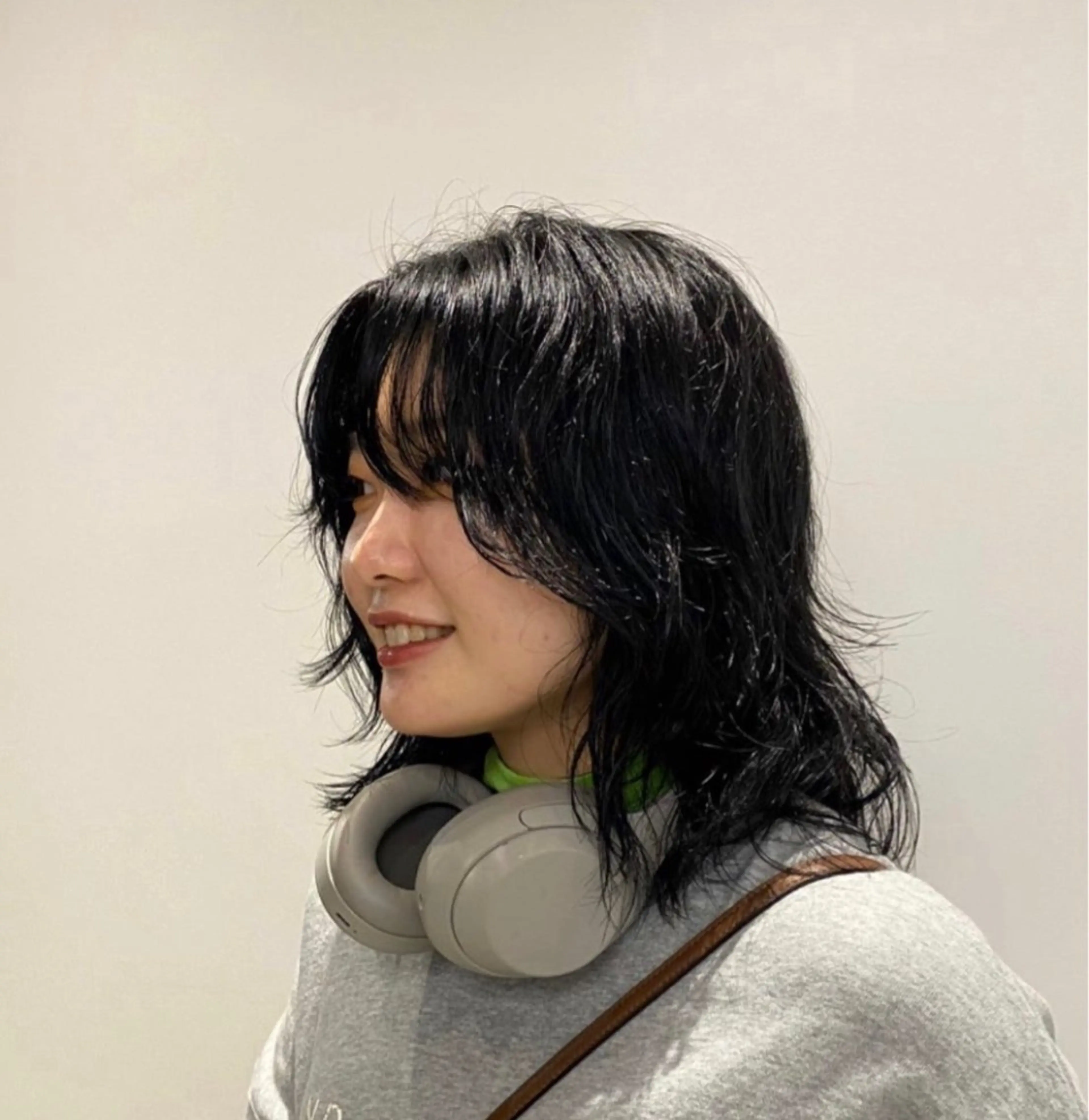 カラー 黒髪 本田 聖のヘアスタイル