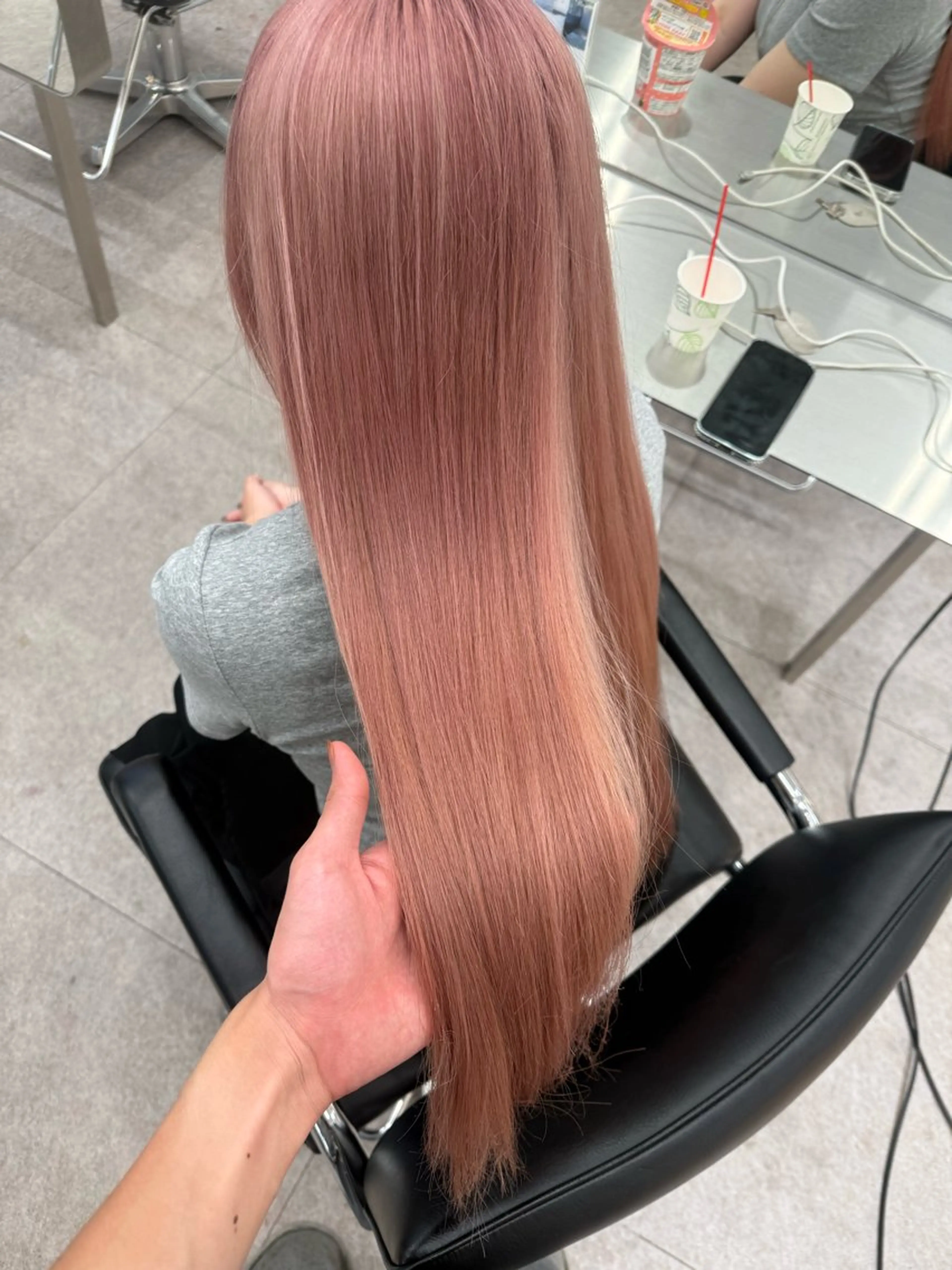 ロング ヘアカラー トリートメント cinq PROJECT所属・ハイトーン/ブリーチ 🐈‍⬛【Ryo】のヘアスタイル