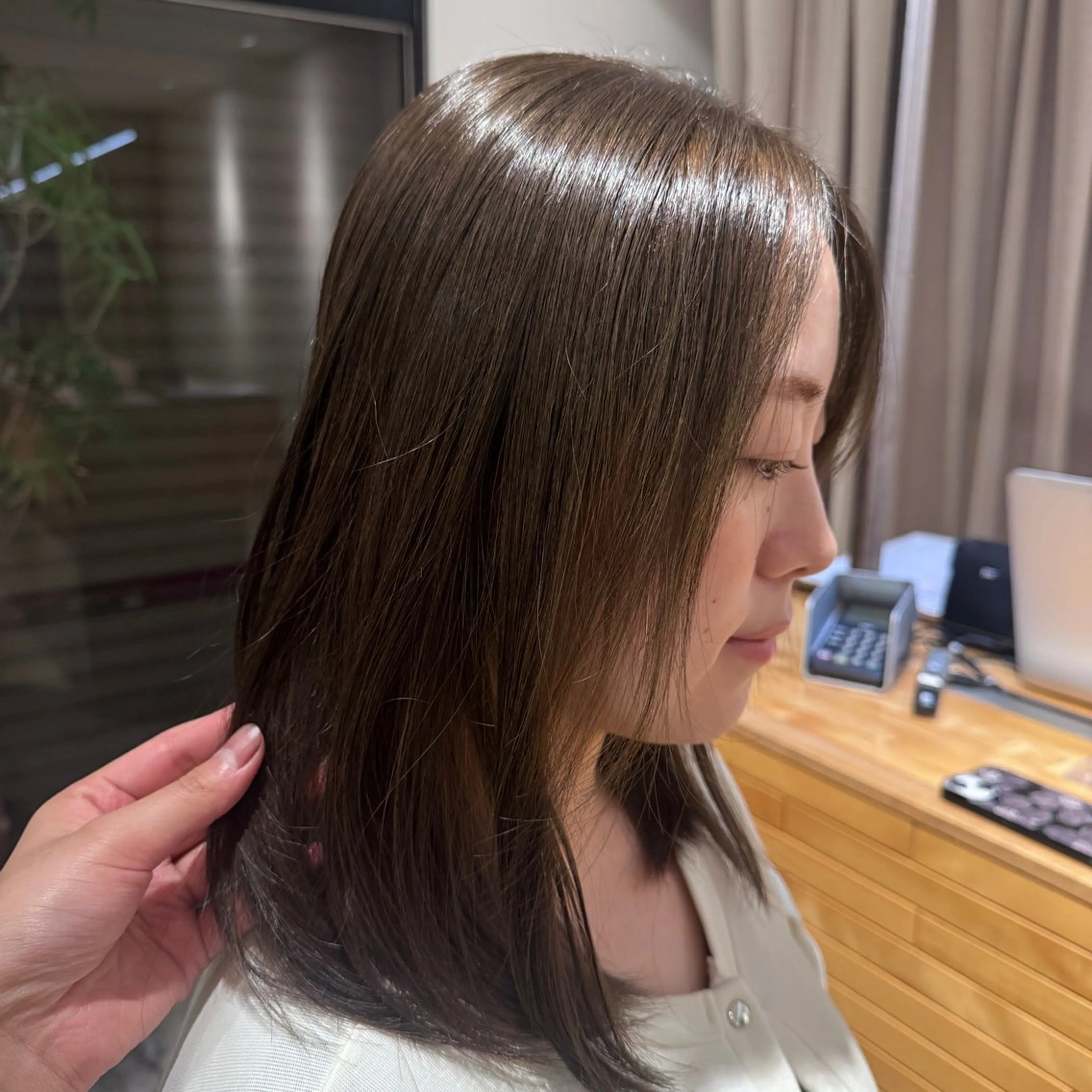 カラー NAVY miyoshiのヘアスタイル