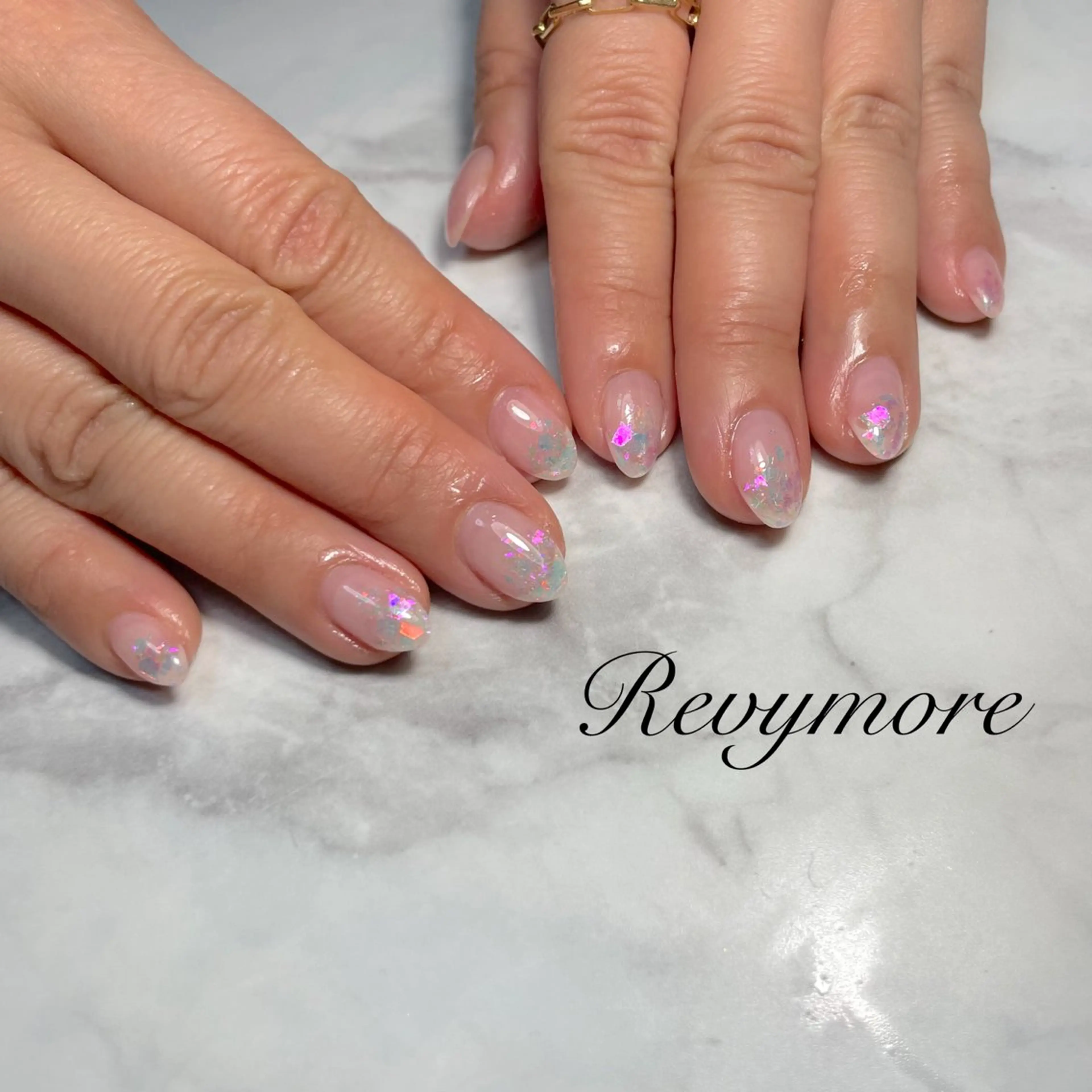 ネイル オーロラネイル ジェルネイル キラキラネイル 韓国ネイル ラメ(グリッター) nail salon Revymore所属・nail salon Revymoreのネイルデザイン