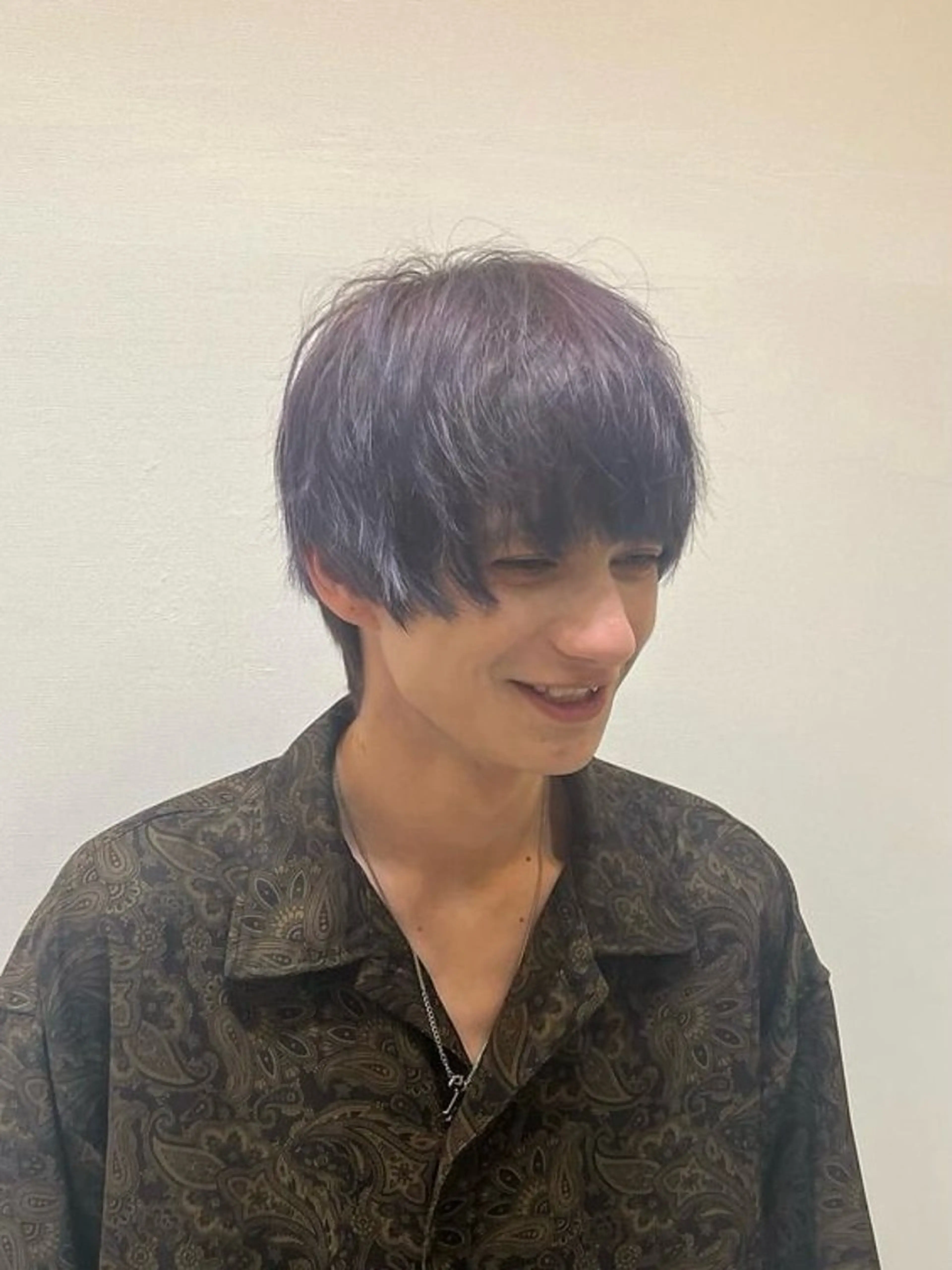 カラー メンズ ピンクカラー バイオレットカラー 🩷🧡暖色カラー/ 北川柚芽夏🧡🩷のヘアスタイル