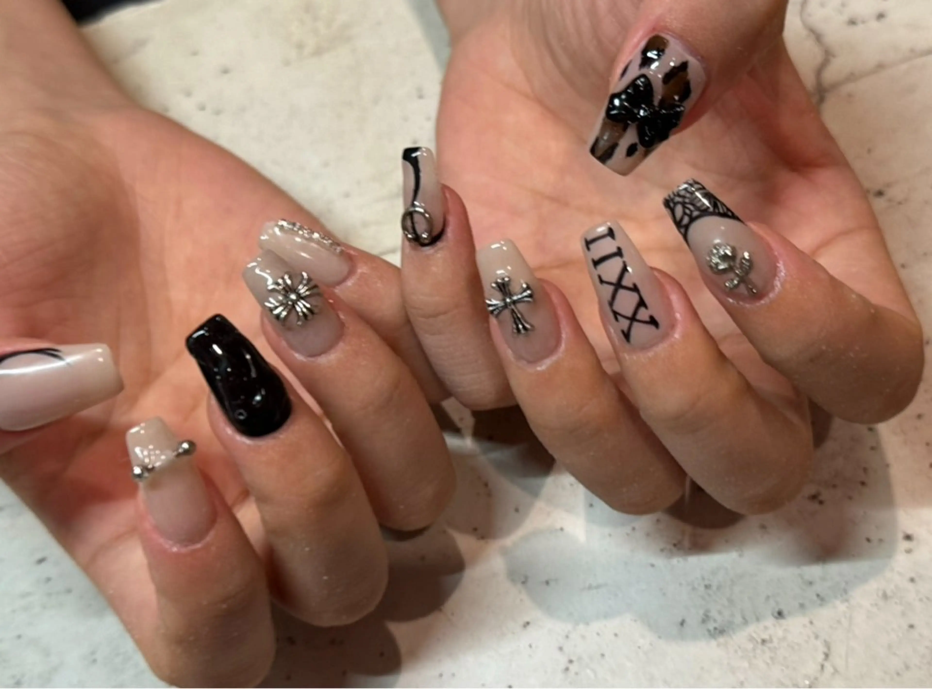 ネイル ハンドネイル nailsalon Lumiereのネイルデザイン