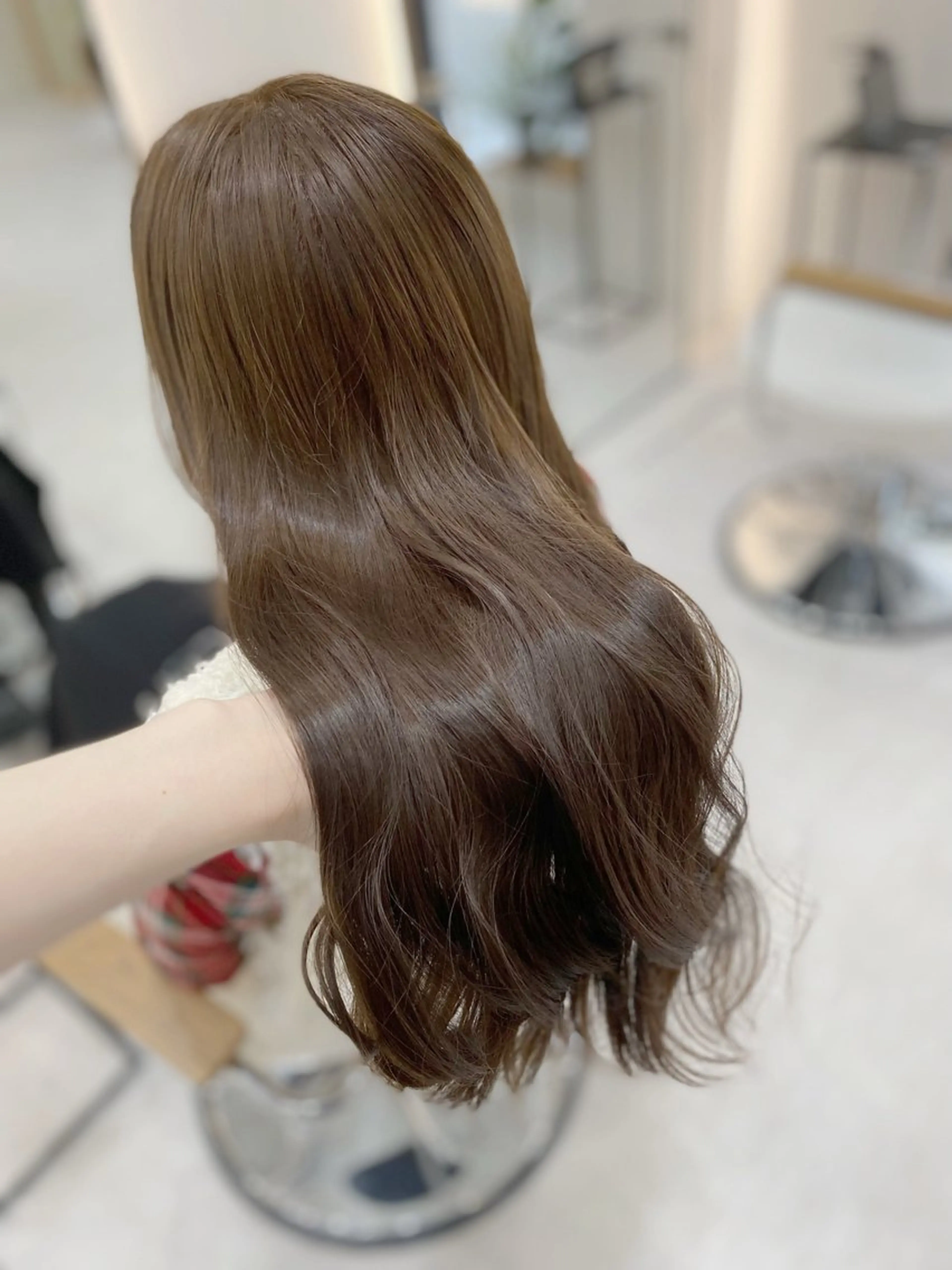 ロング カラー 艶髪・透明感カラー・ 韓国ヘア・Yuriのヘアスタイル