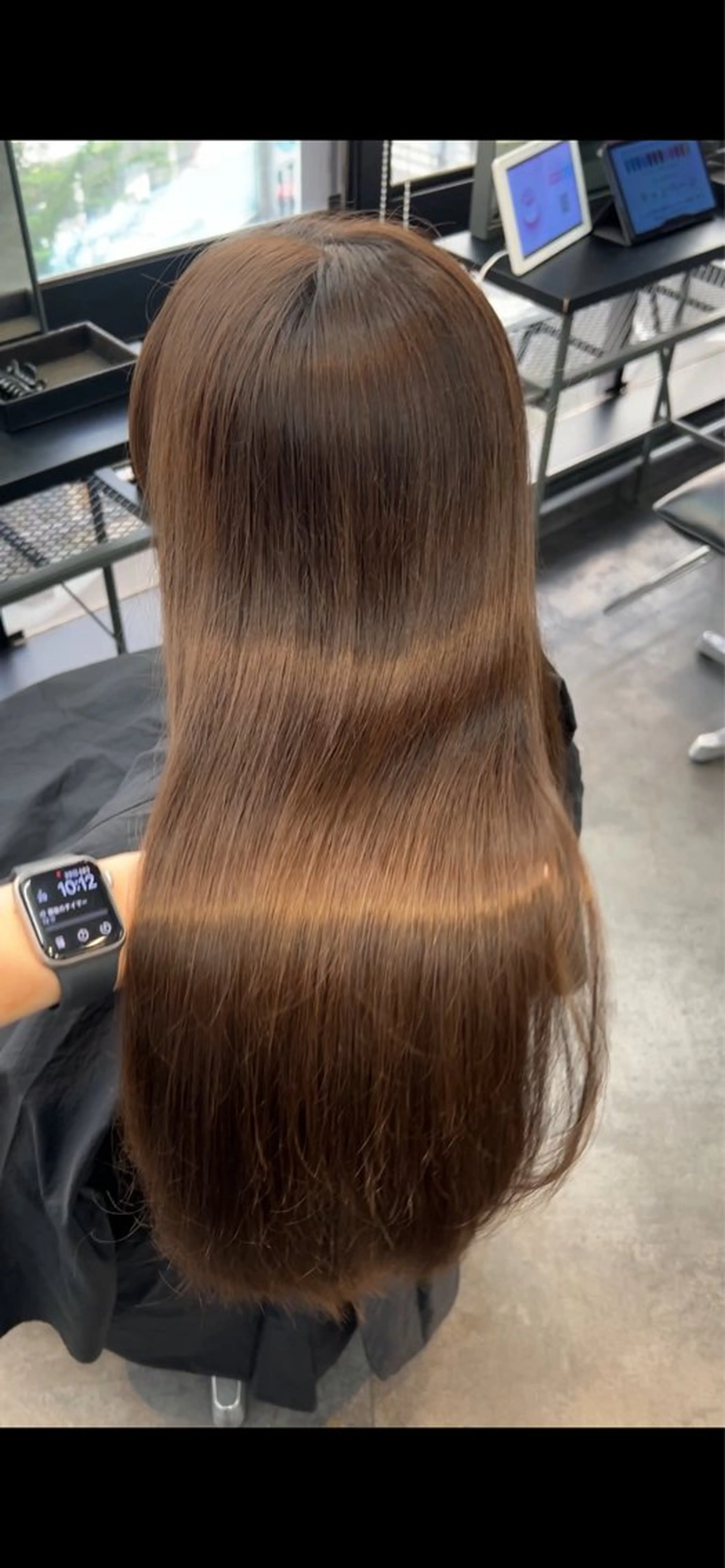 ミディアム ヘアカラー レイヤー透明感カラー AIKAのヘアスタイル