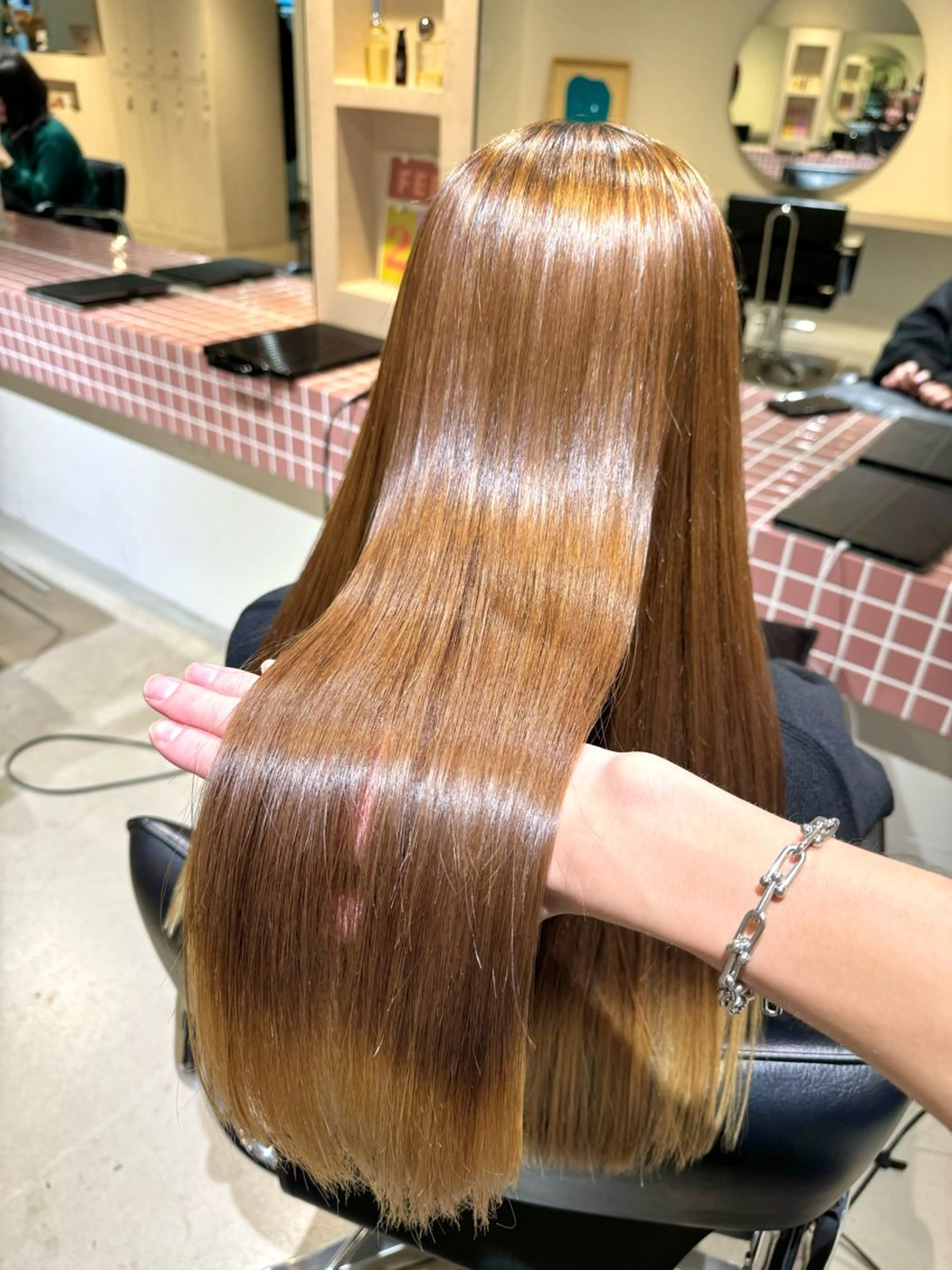 ロング アッシュ ボブ 髪質改善 レイヤーカット ロング eto所属・髪質改善スペシャリス ト長尾勇弥/梅田中津のヘアスタイル