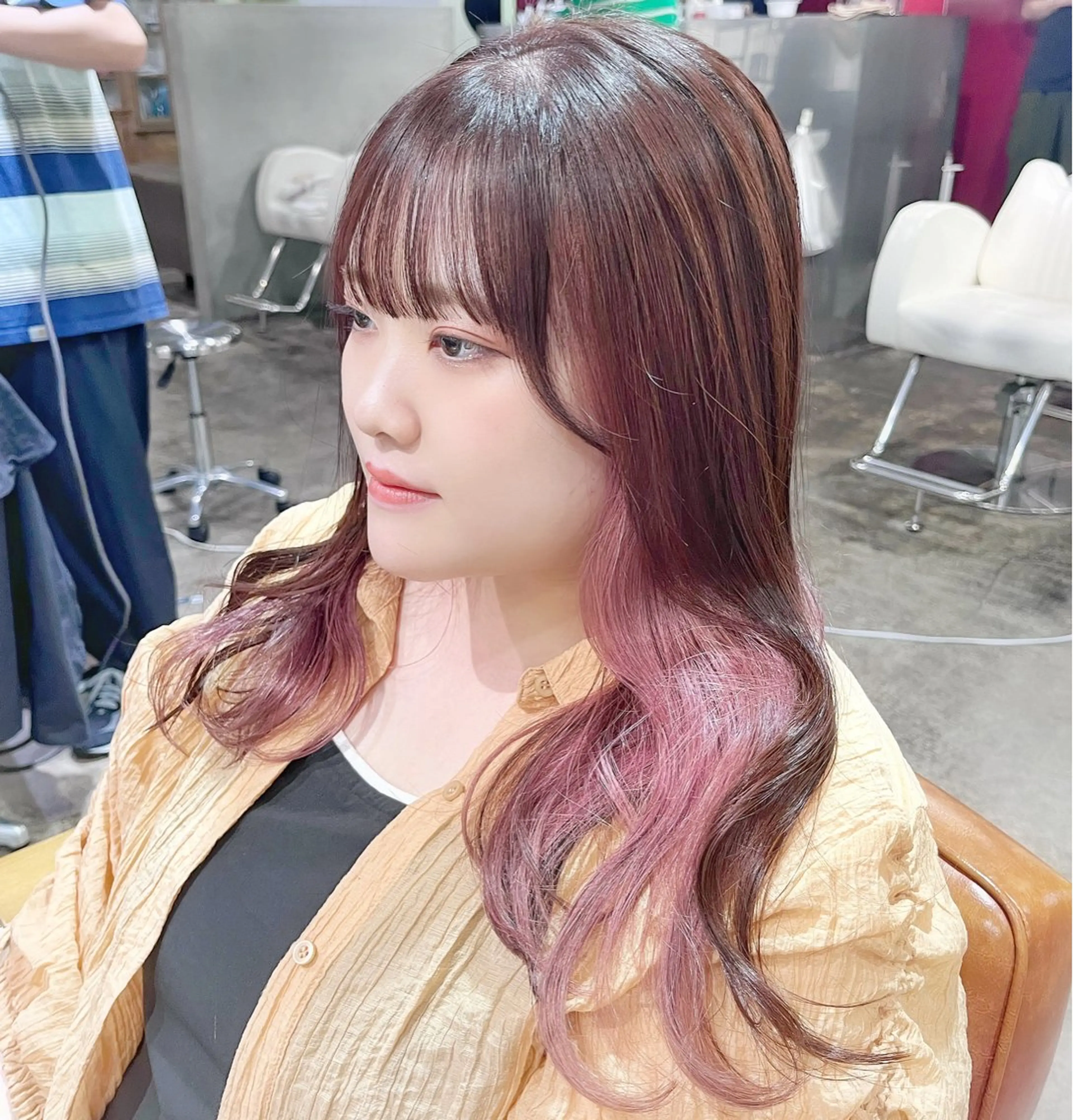 セミロング カラー ヘアアレンジ ブリーチ ヘアカラー ピンクカラー🩷 ヘアセットＮＯ.1のヘアスタイル