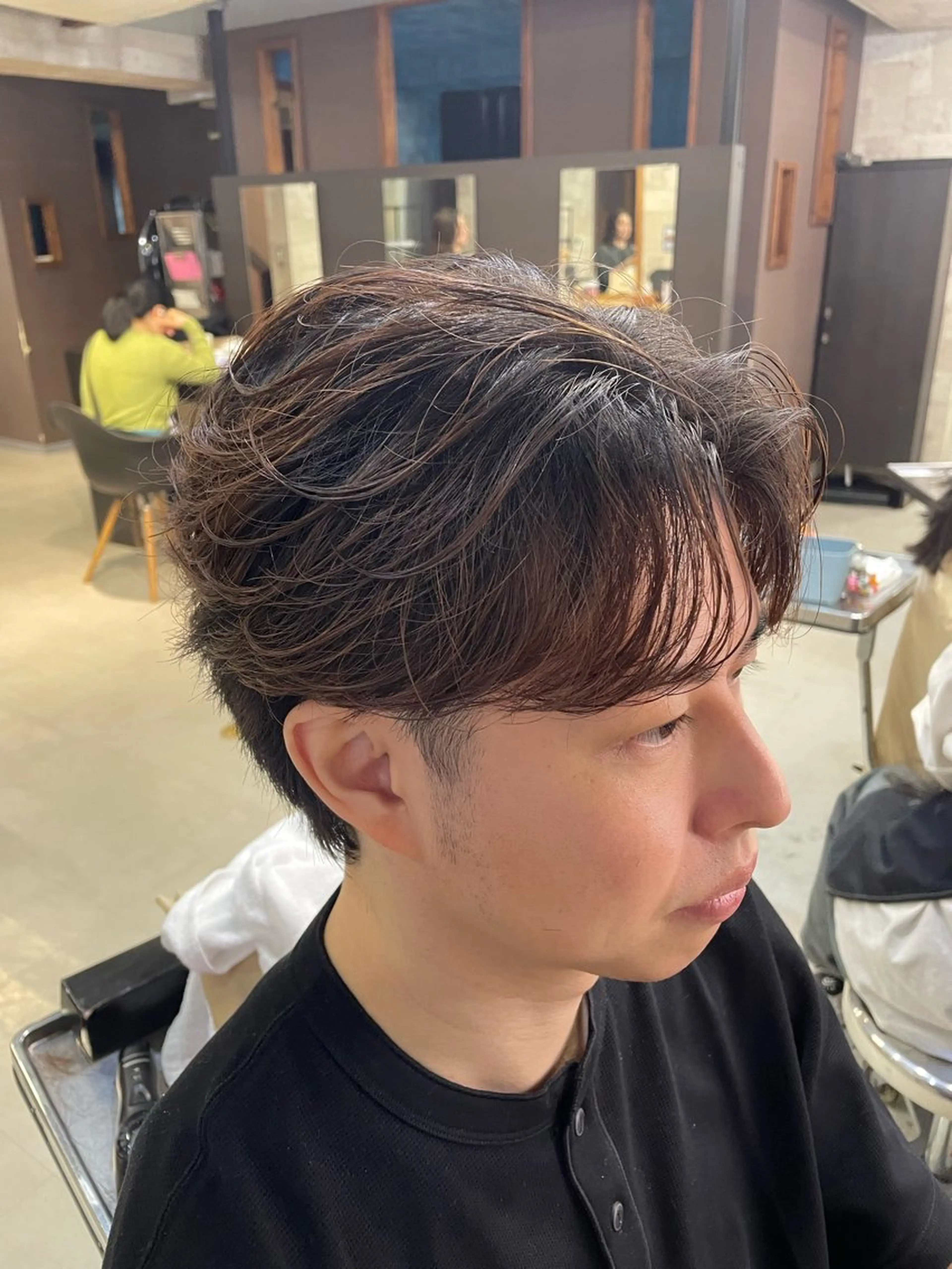 最新トレンド カット＋フェザーパーマの写真