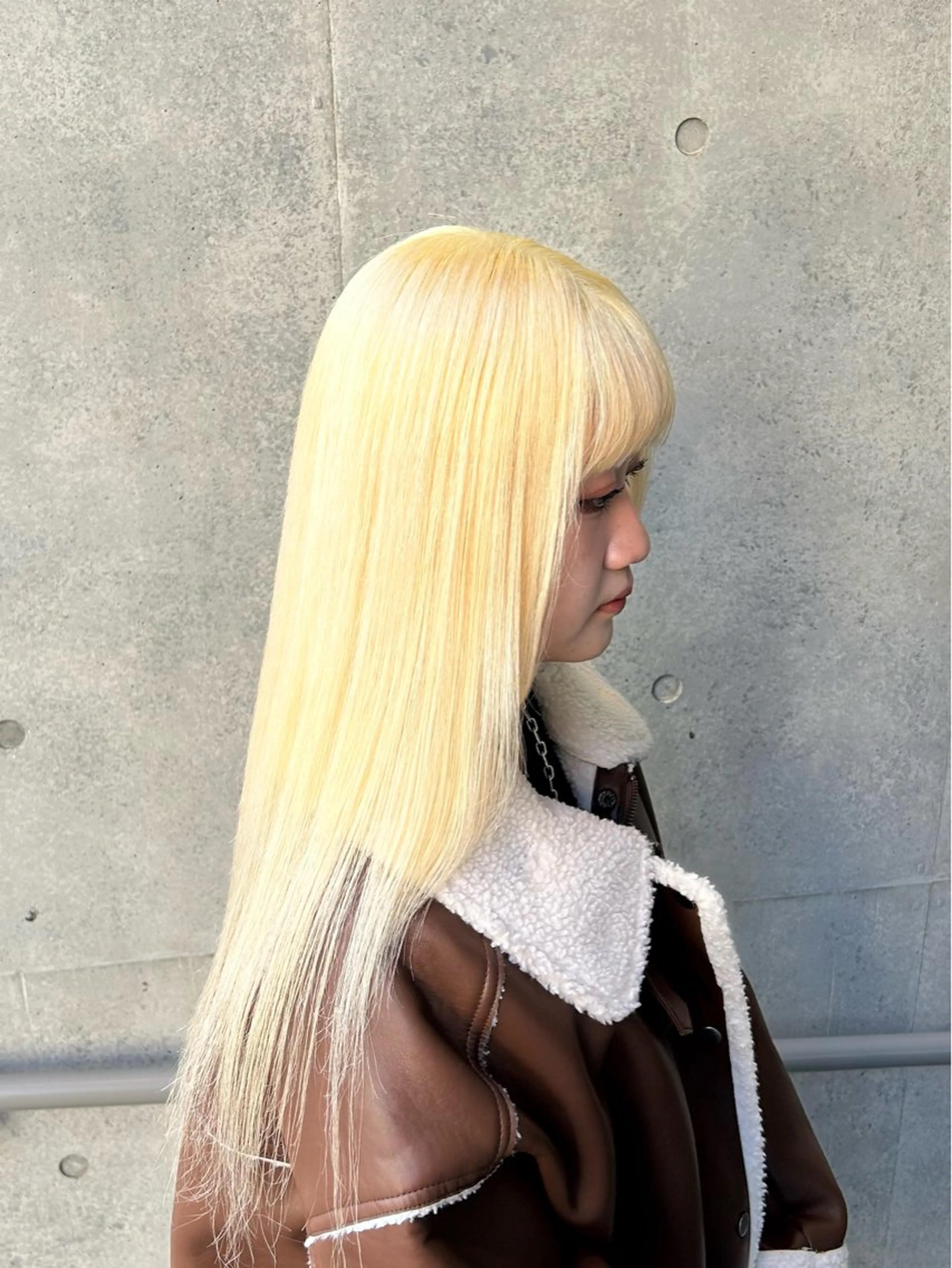 ロング カラー ブロンド ロング ヘアカラー ブリーチ特化 kira🥀のヘアスタイル
