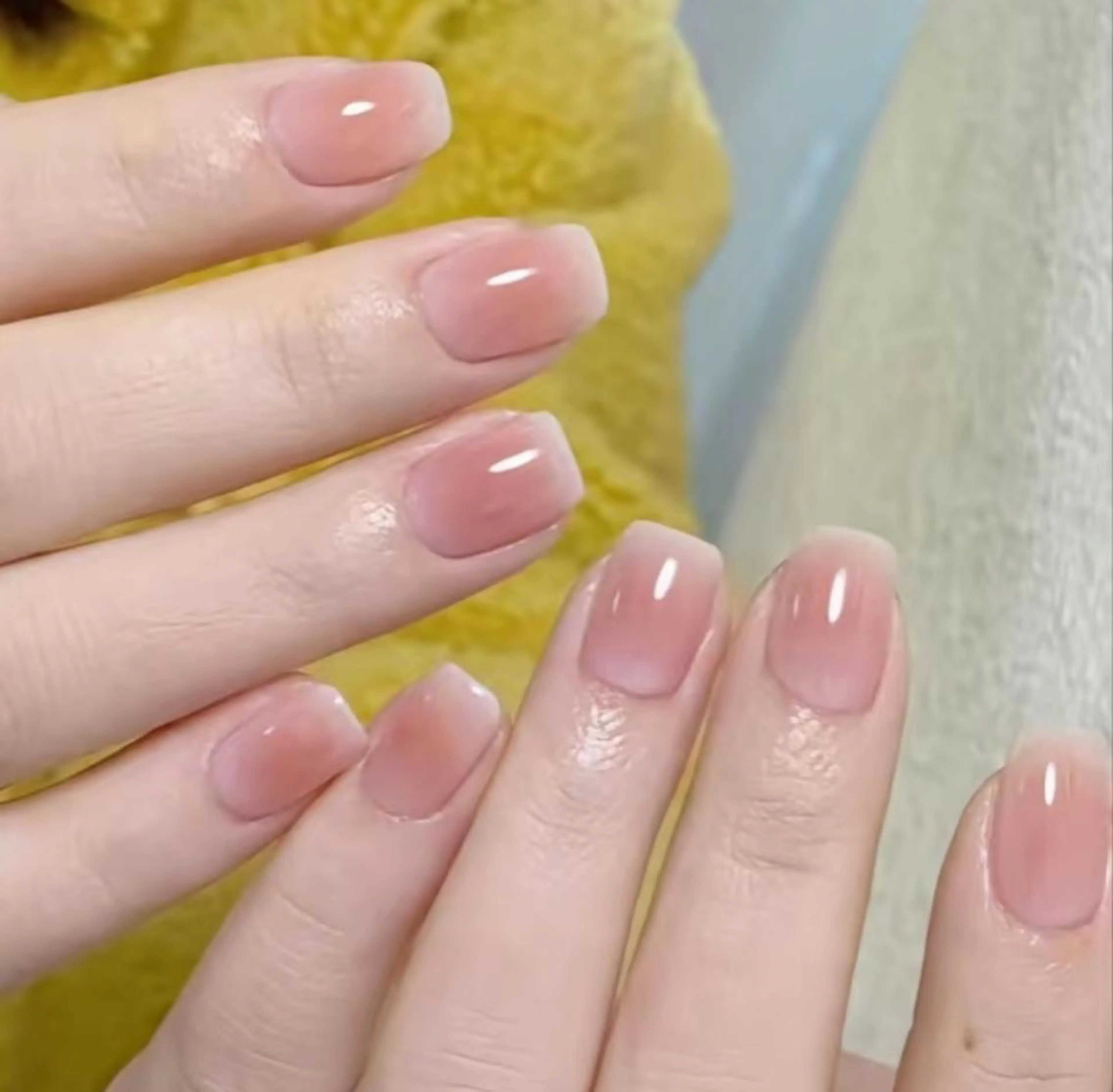 【Hand】定番人気デザイン🎊チークネイルの写真