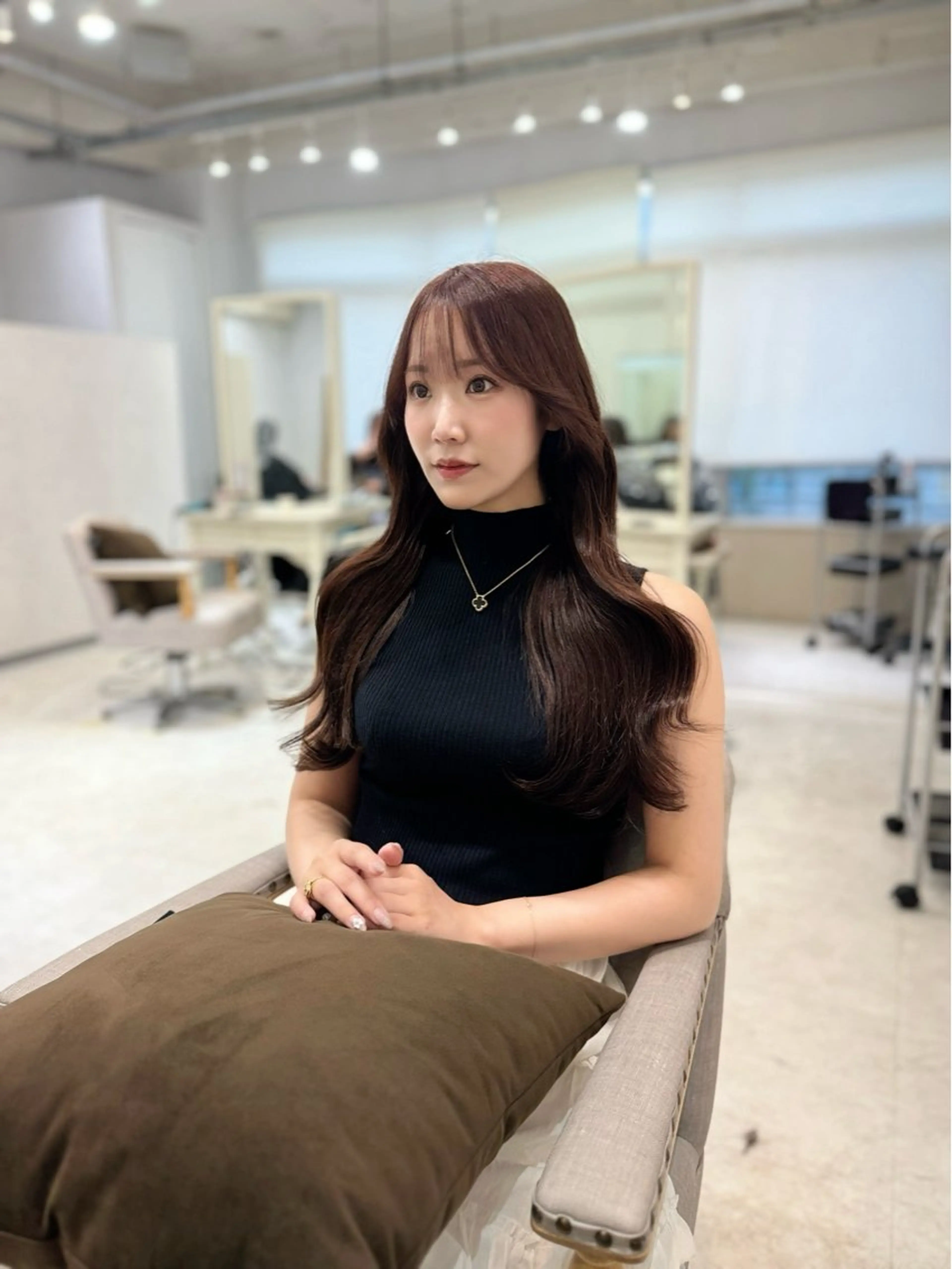 ロング カット ヘアカラー トリートメント 髪質改善韓国レイヤー SHIORI🦋のヘアスタイル
