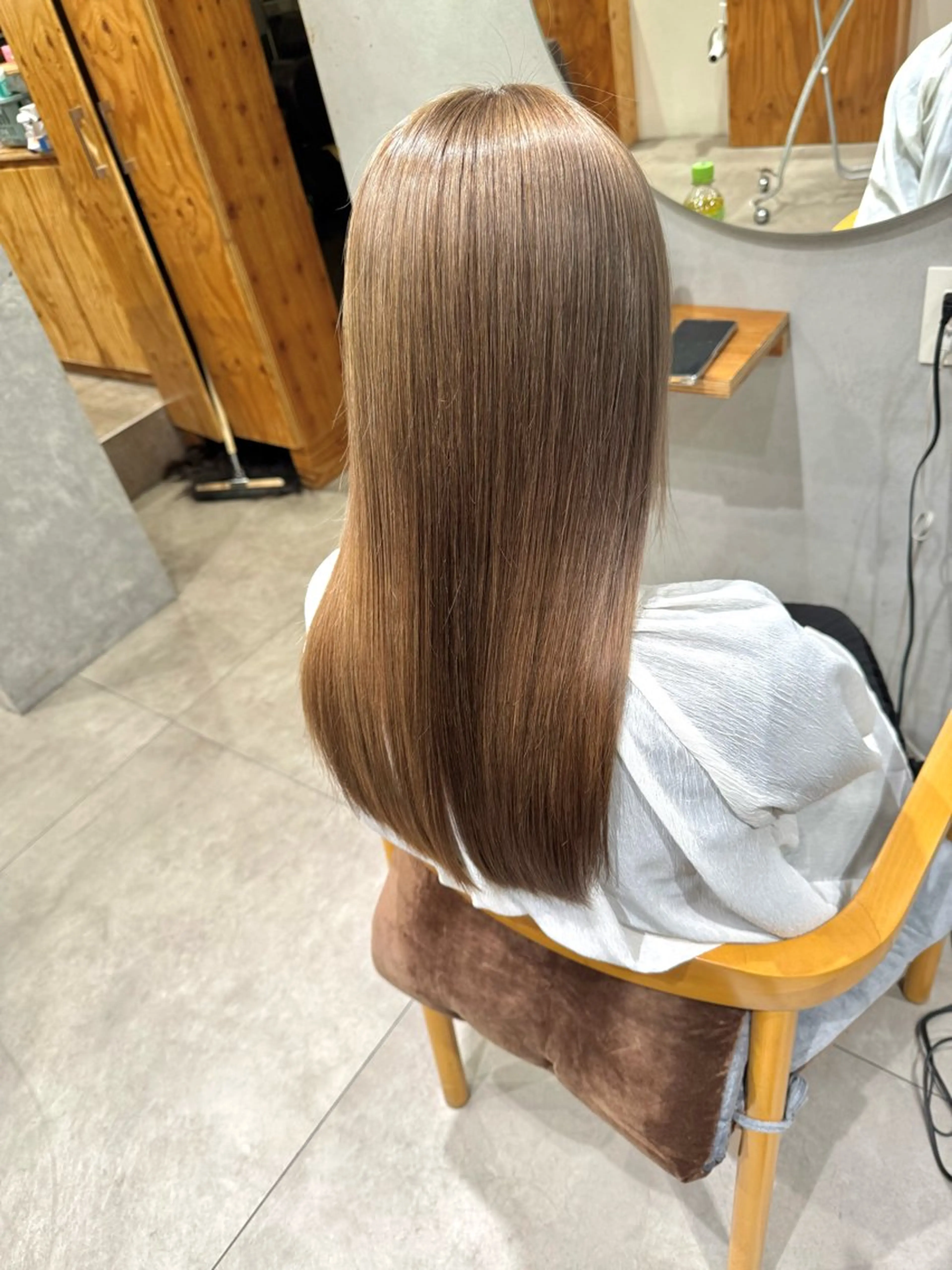 ブリーチなし【ダブルカラー】☆ダブルカラー+カット＋保湿TR付き♪9,980円の写真
