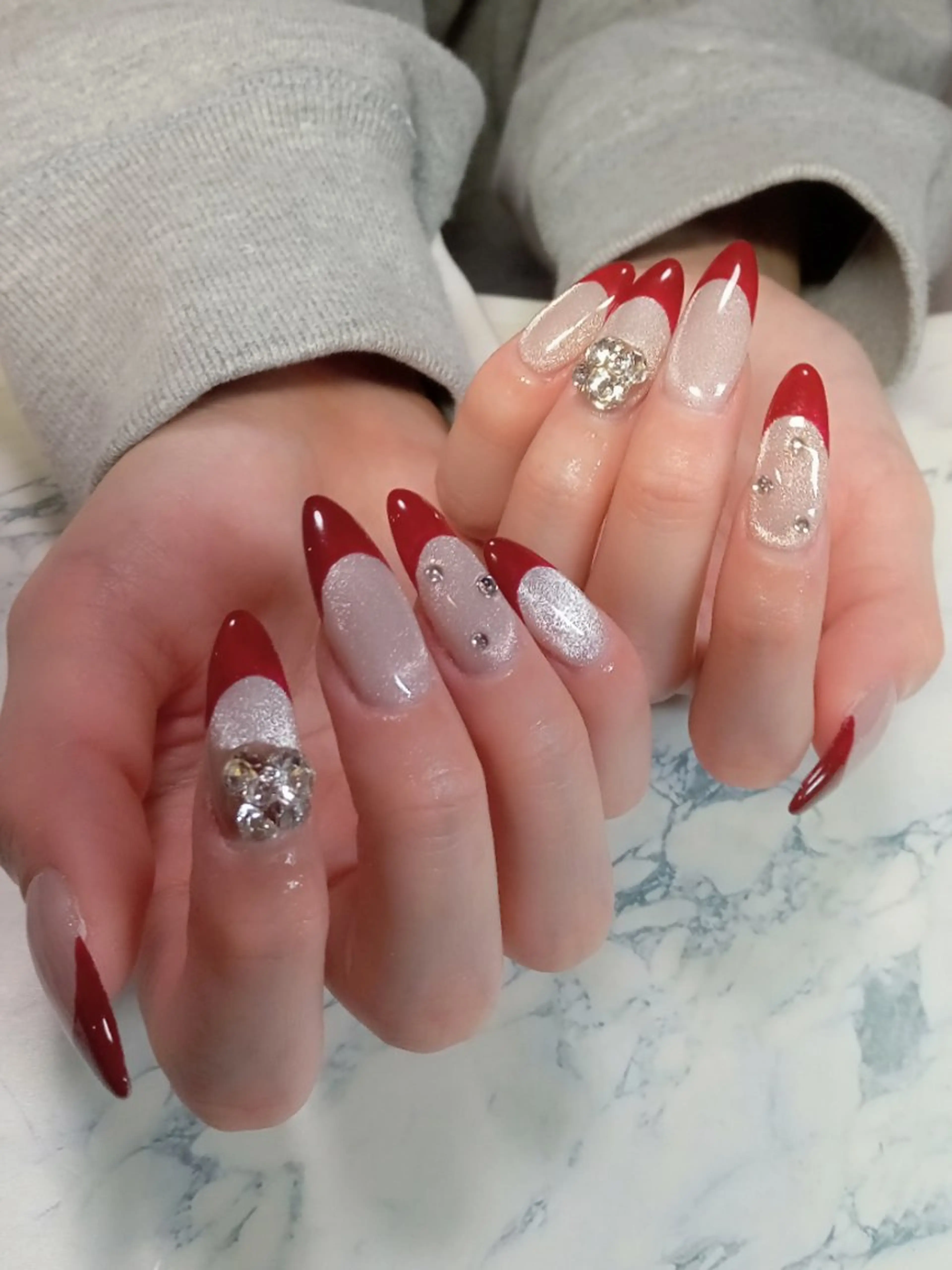 ネイル フレンチネイル ジェルネイル キラキラネイル マグネットネイル マグネットフレンチ ハンドネイル flure de neige yukiのネイルデザイン