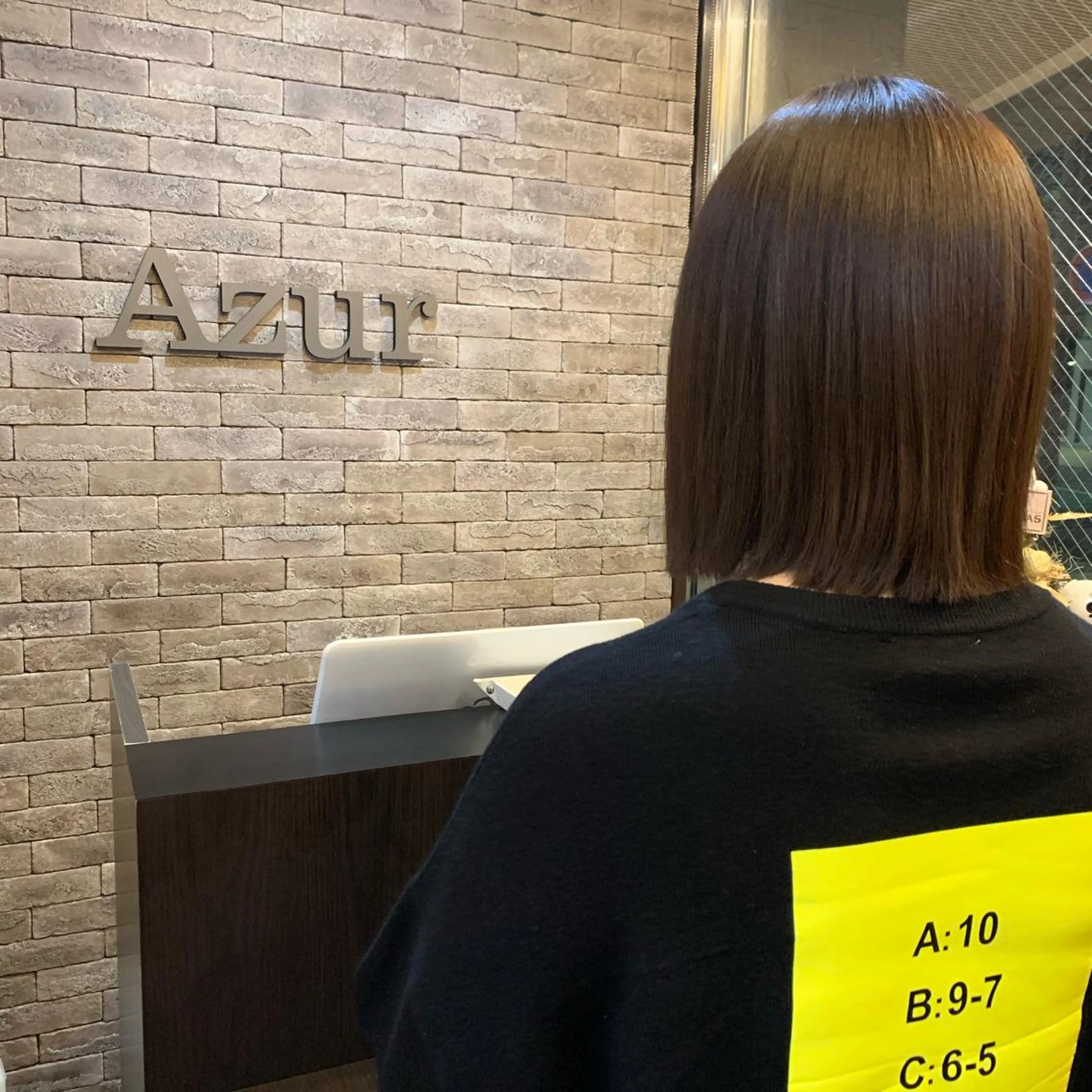 ショート カラー HairDesign Azurのヘアスタイル