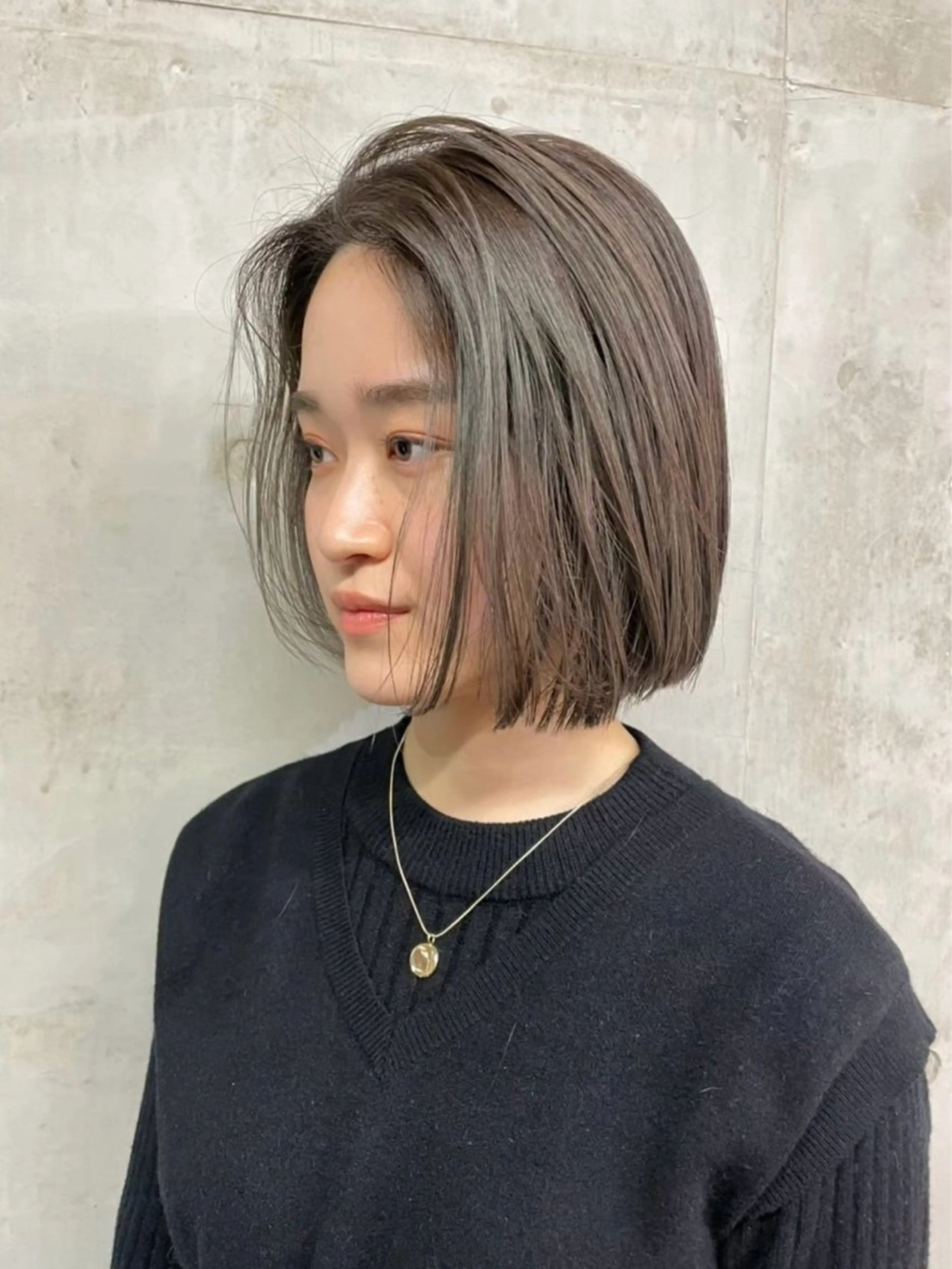 ショート カラー ベージュカラー ブリーチ ケアブリーチ 透明感カラー ダブルカラー SALT WATER所属・🫐 𝐌𝐚𝐨 🫐ボブモデル募集のヘアスタイル