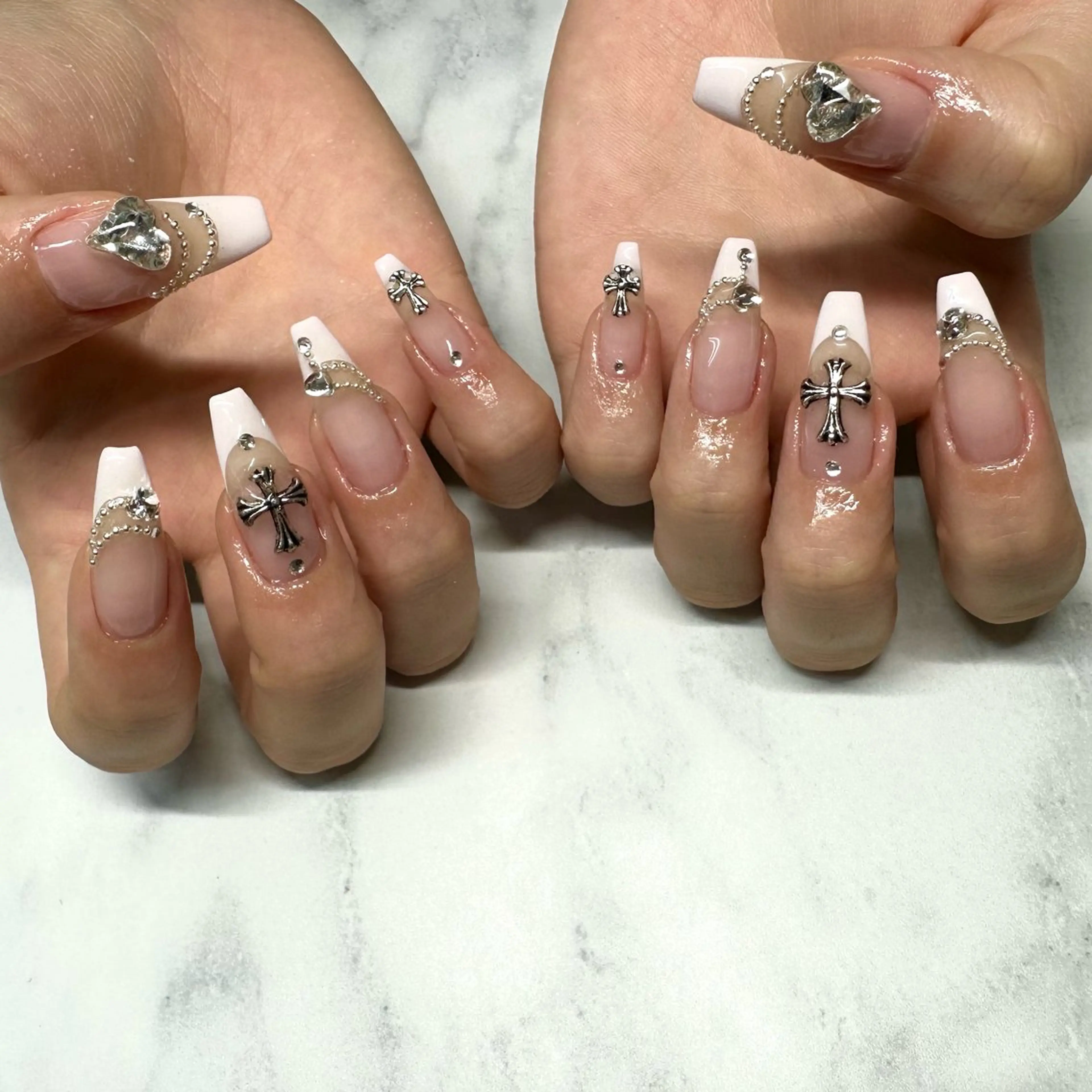 ネイル ハンドネイル Bianca浦和🎀 渋谷のネイルデザイン