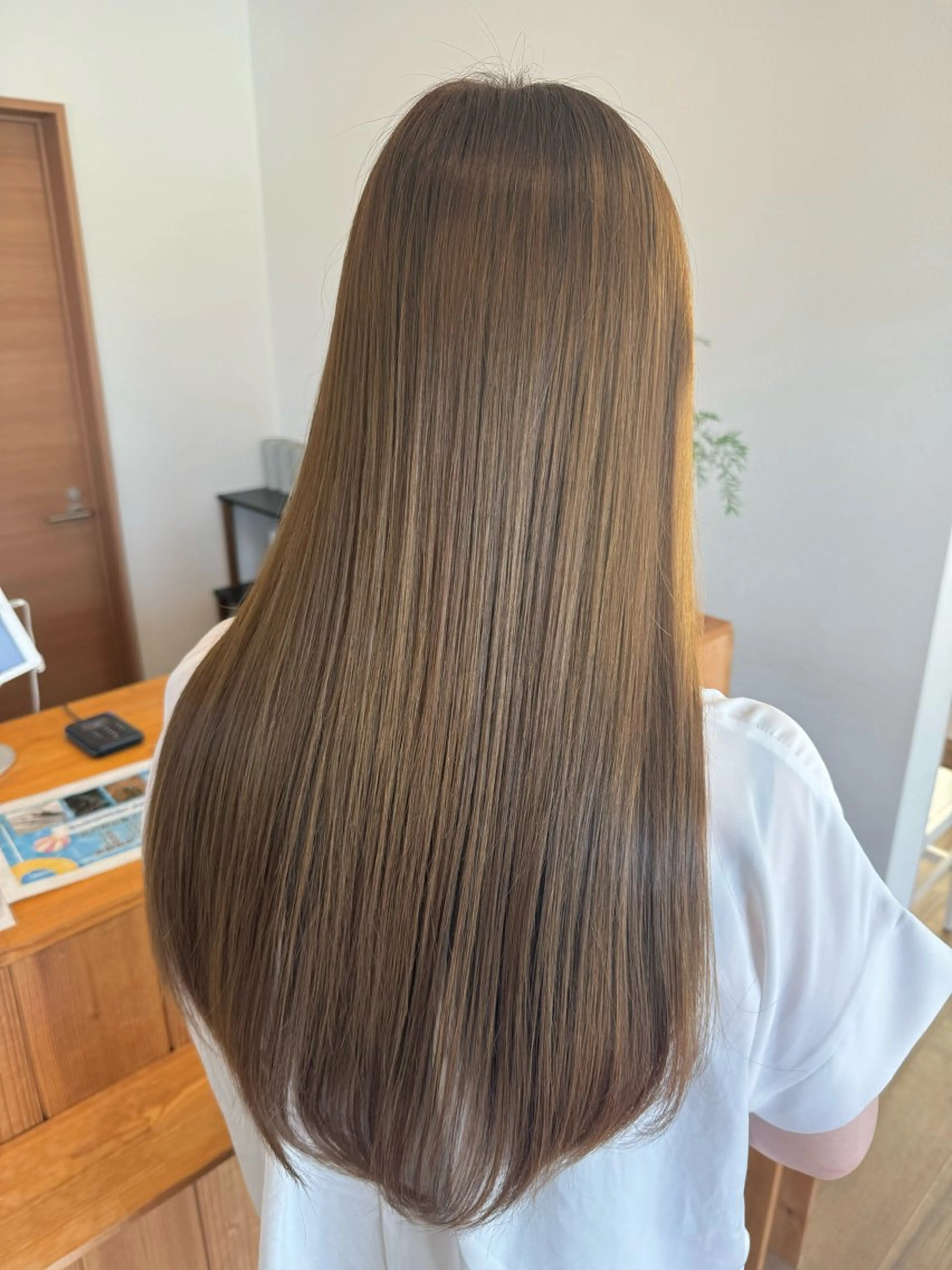 ロング カット ヘアカラー トリートメント hair salon rita 野々市所属・中野 幹也のヘアスタイル