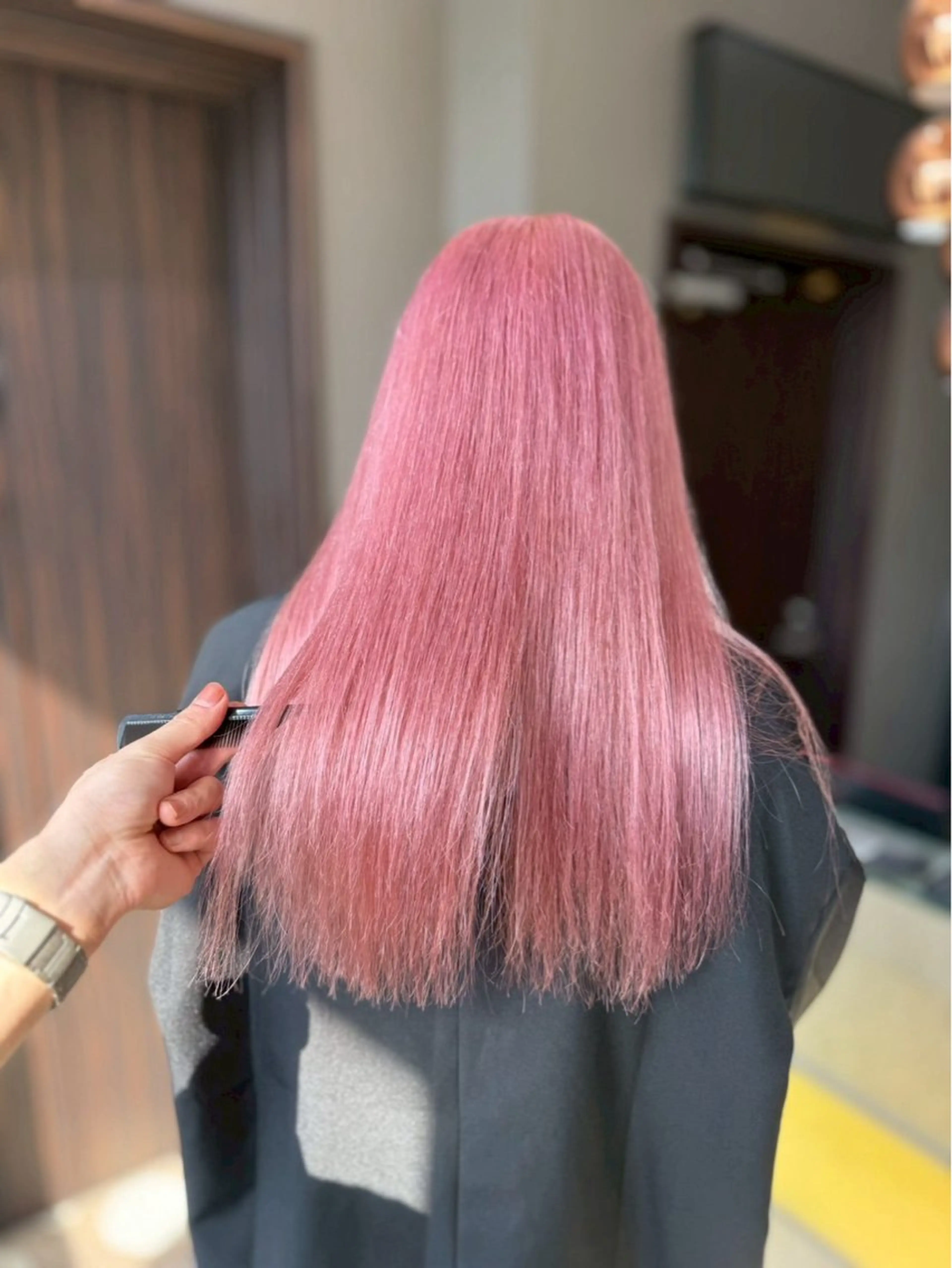 ロング カラー ヘアカラー トリートメント ハイトーン/ブリーチ 天神SAKURAのヘアスタイル