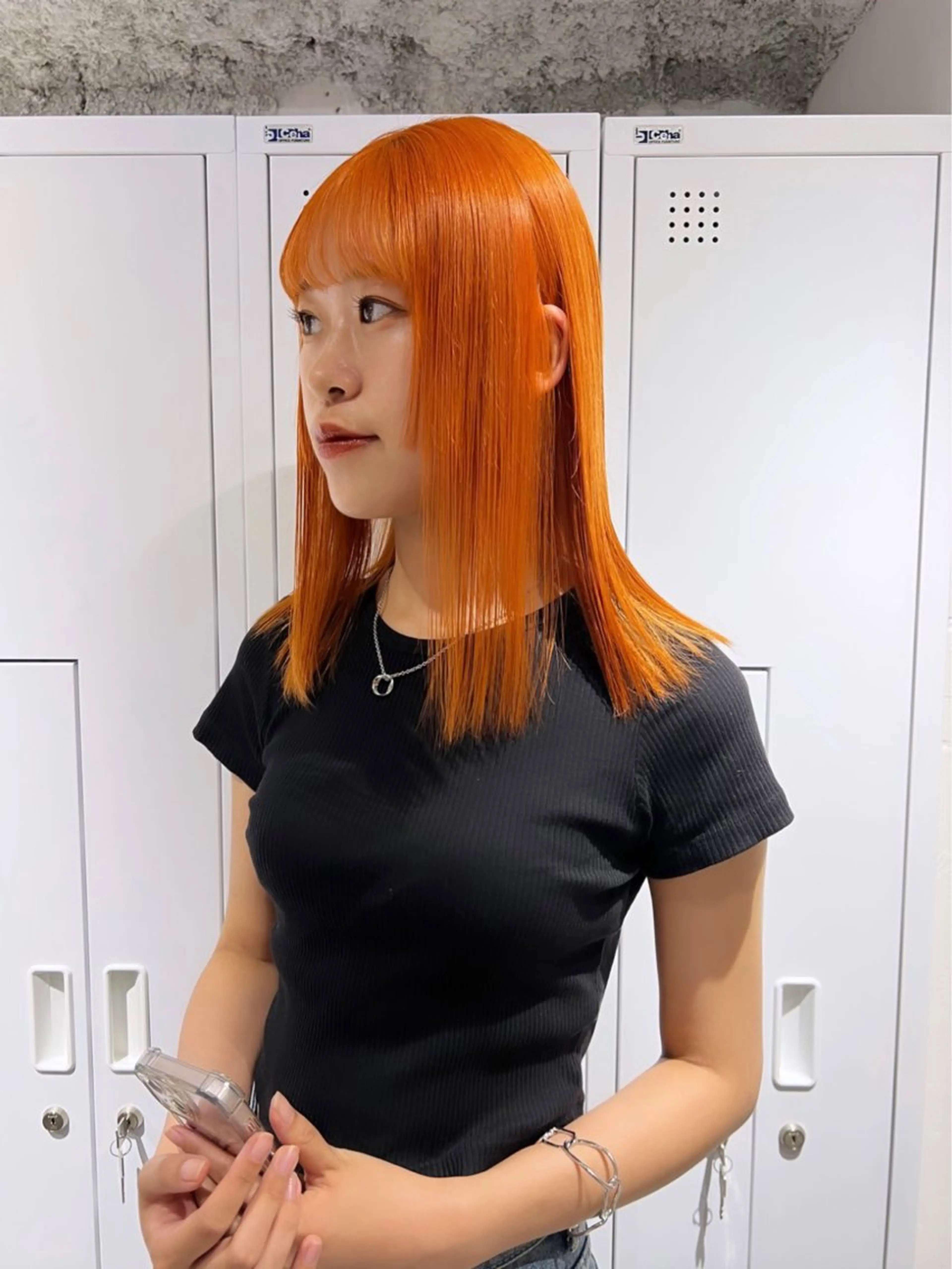セミロング カラー ブリーチ ケアブリーチ 透明感カラー デザインカラー ダブルカラー nendo_hair所属・ハイトーン/ブリーチ レイヤーsonokaのヘアスタイル